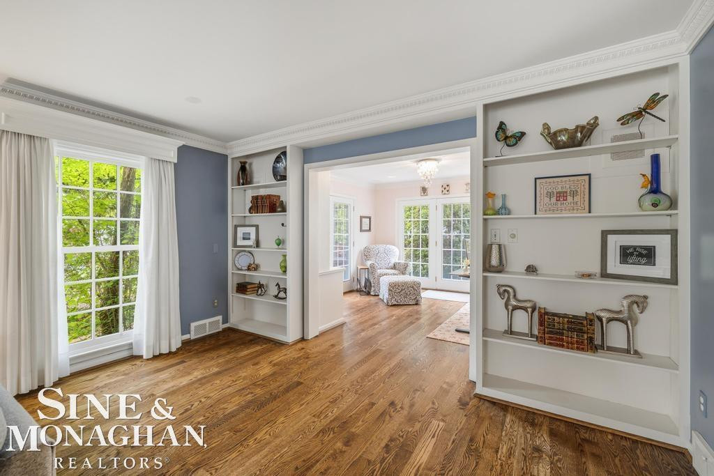 66 Colonial Road, Grosse Pointe Shores, MI 48236 — Photo 9