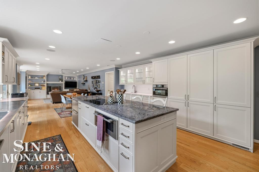 66 Colonial Road, Grosse Pointe Shores, MI 48236 — Photo 15