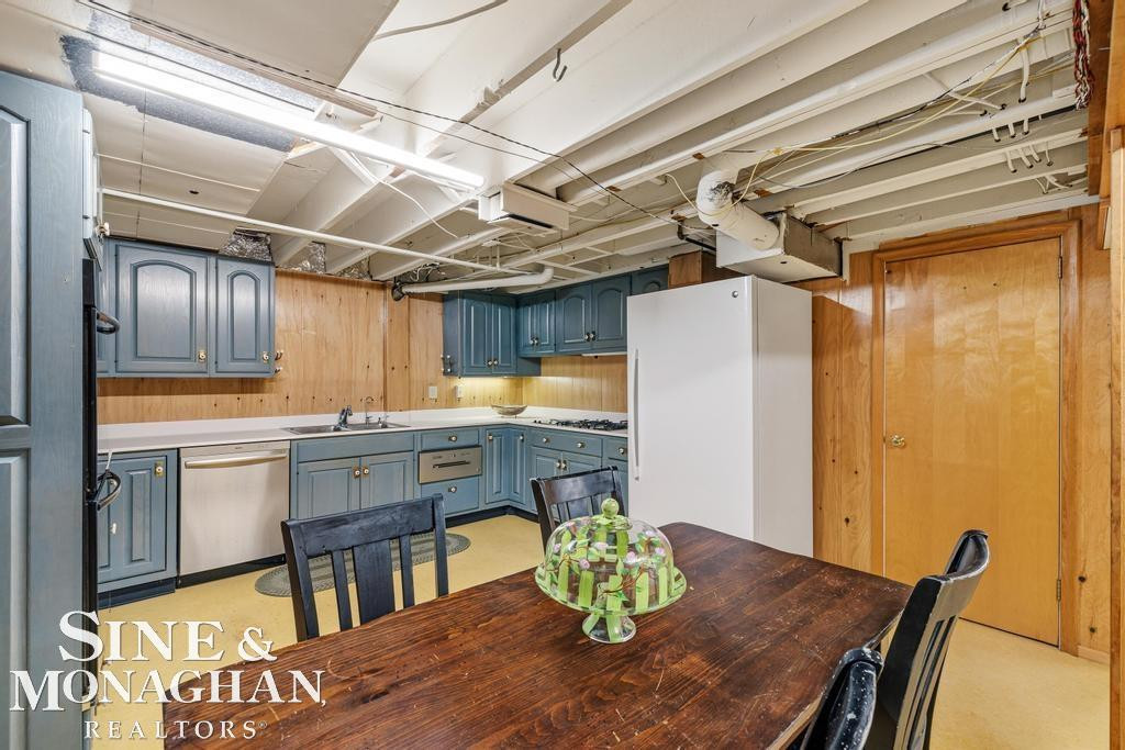 66 Colonial Road, Grosse Pointe Shores, MI 48236 — Photo 54