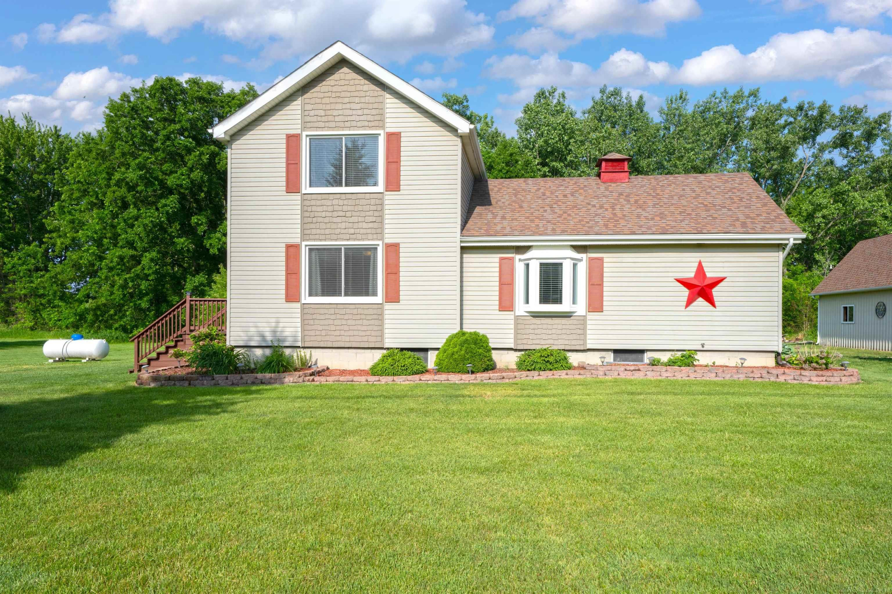 64135 Omo Road, New Haven, MI 48050 — Photo 2