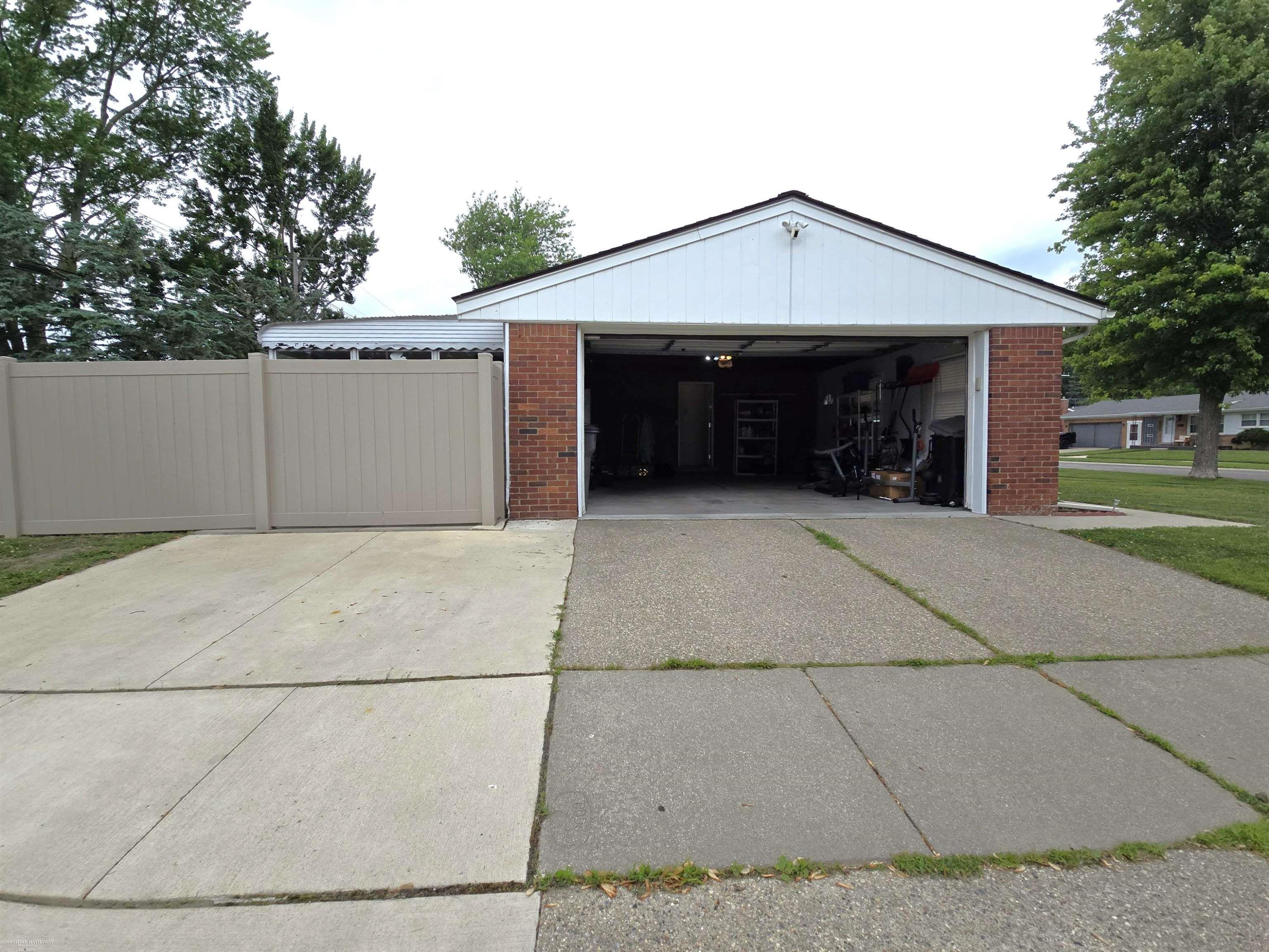 23398 Linne Drive, Clinton Twp, MI 48035 — Photo 78