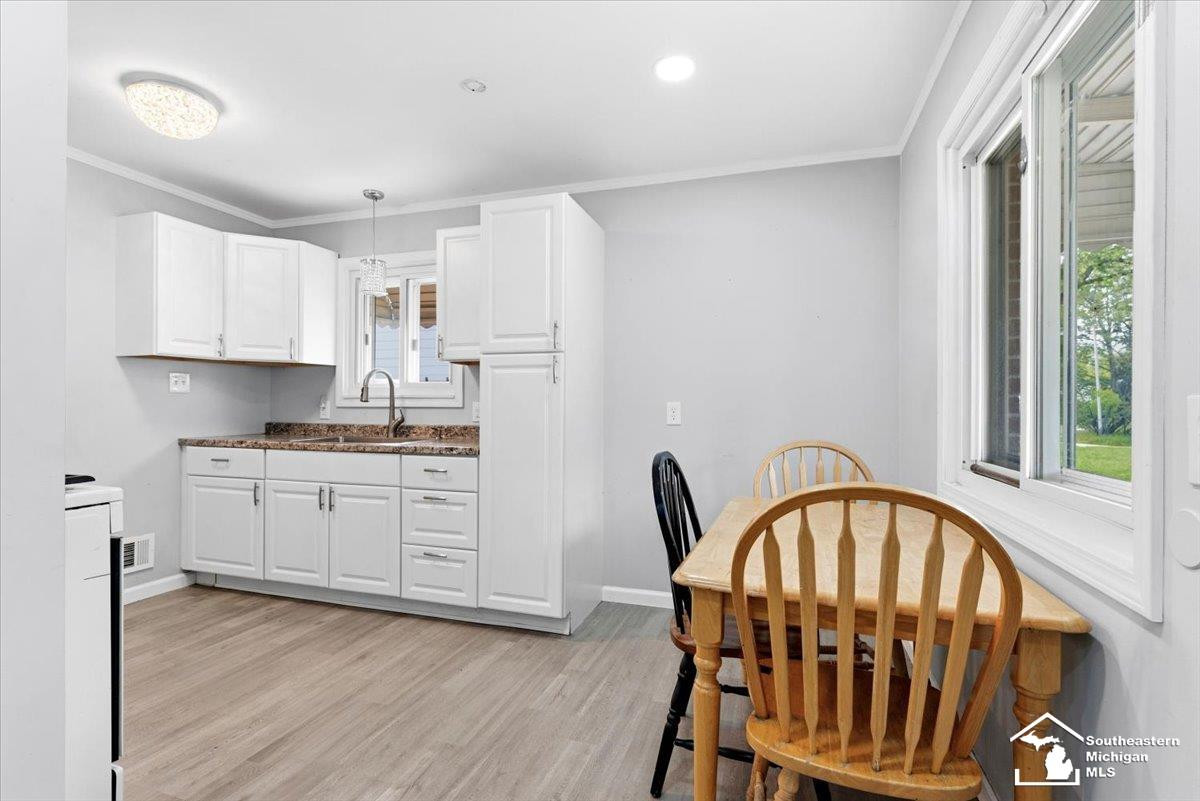 5885 Sylvia Street, Taylor, MI 48180 — Photo 4