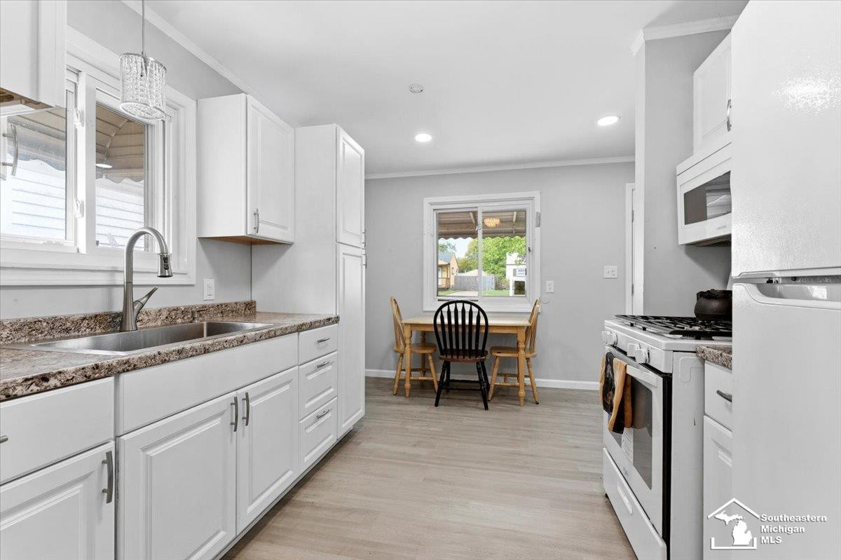 5885 Sylvia Street, Taylor, MI 48180 — Photo 5