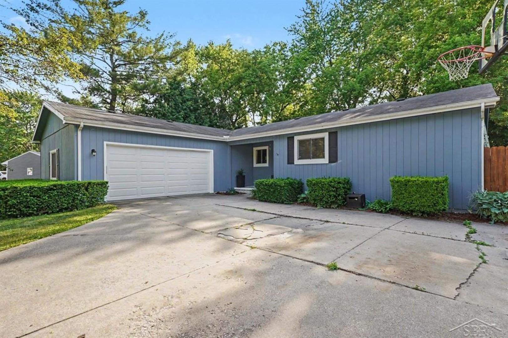 5401 Drake Street, Midland, MI 48640 — Photo 3