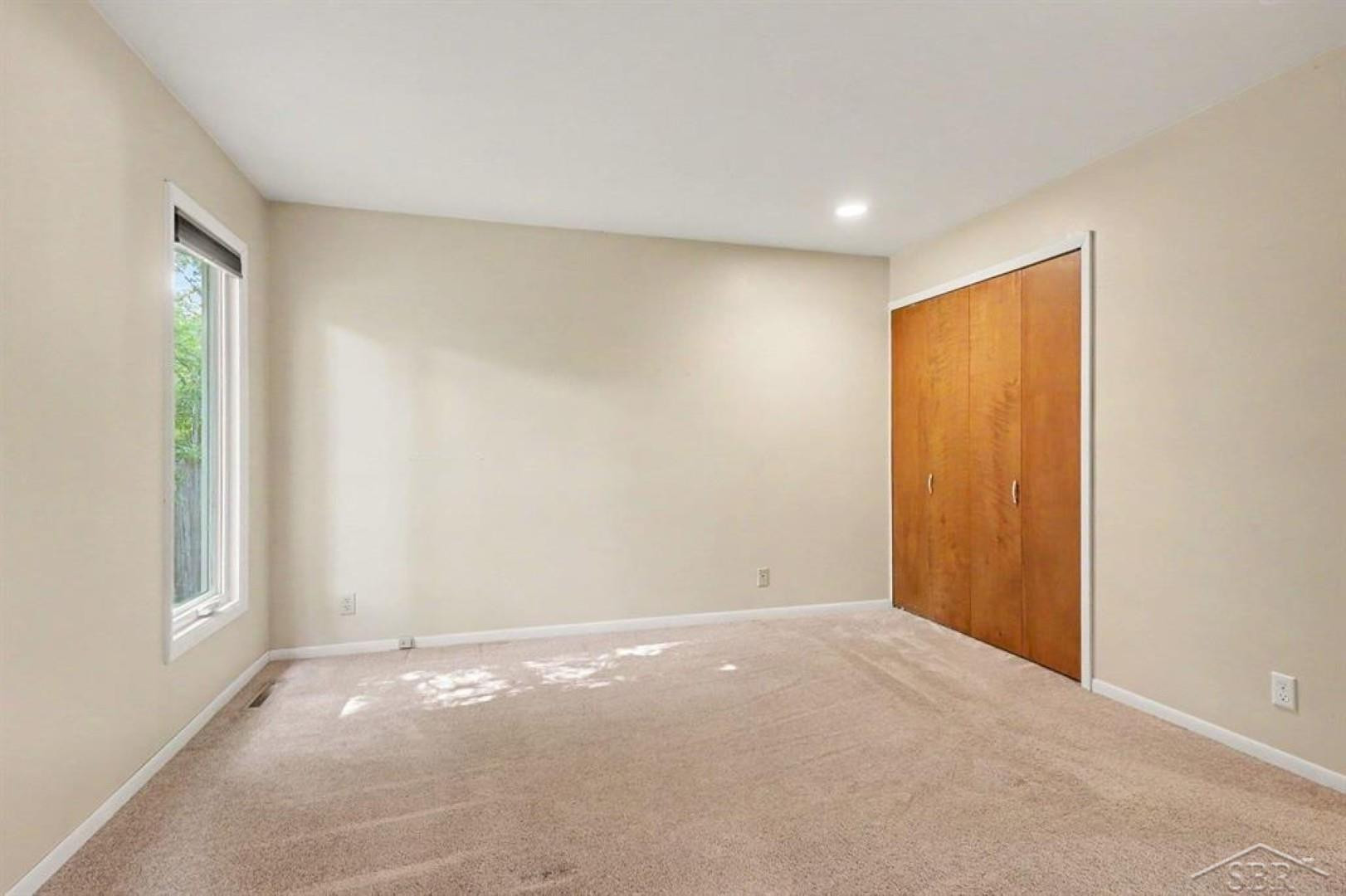 5401 Drake Street, Midland, MI 48640 — Photo 8
