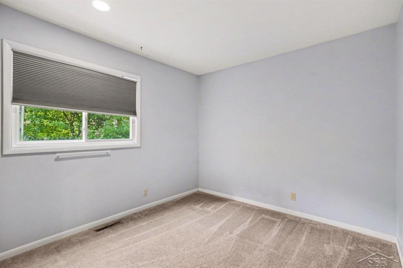 5401 Drake Street, Midland, MI 48640 — Photo 13