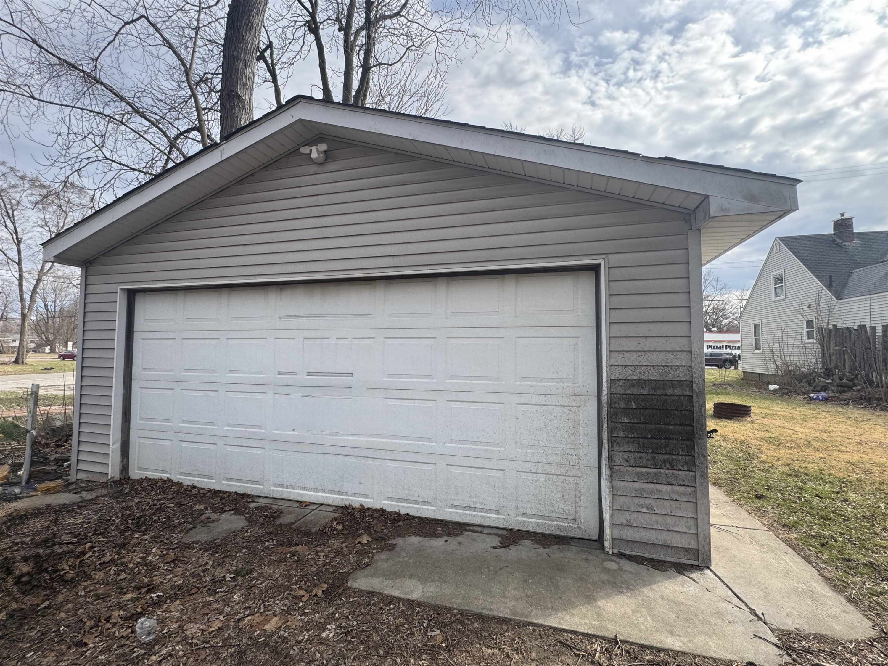 3017 Richfield Road, Flint, MI 48506 — Photo 2