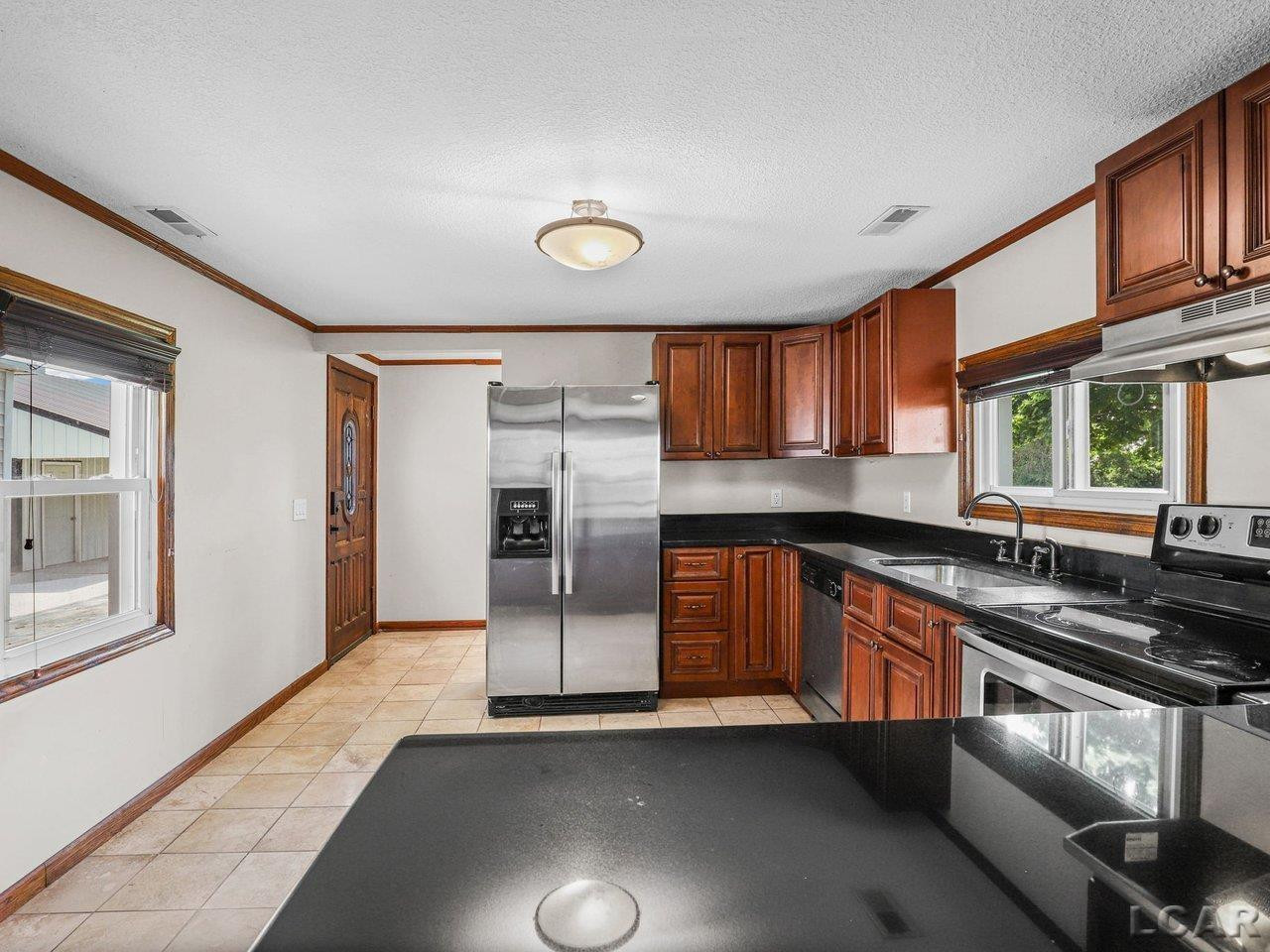 2405 S Piotter Highway, Blissfield, MI 49228 — Photo 5