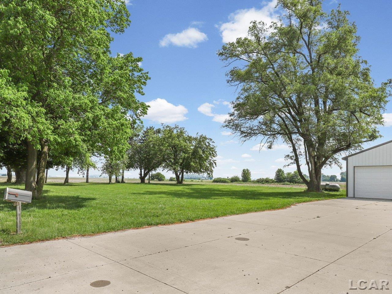 2405 S Piotter Highway, Blissfield, MI 49228 — Photo 18