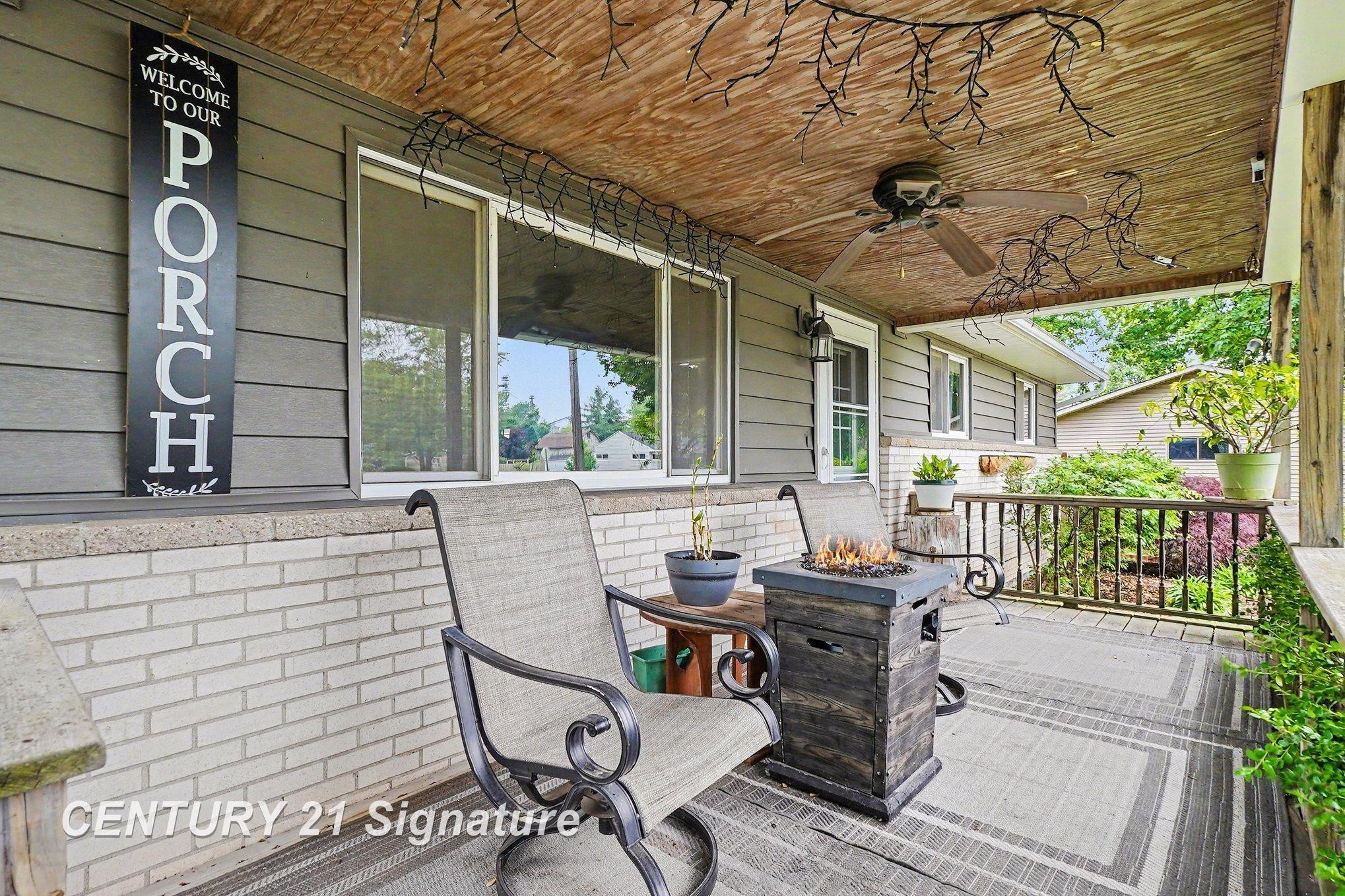 220 S 7th Street, Freeland, MI 48623 — Photo 3