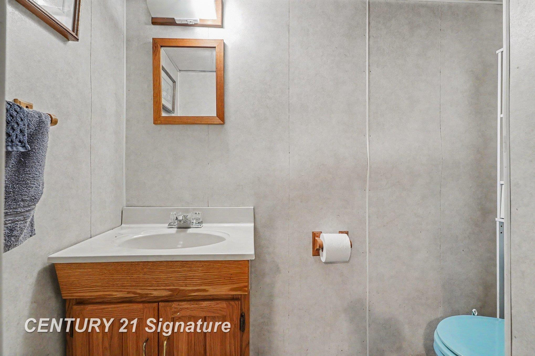 220 S 7th Street, Freeland, MI 48623 — Photo 11