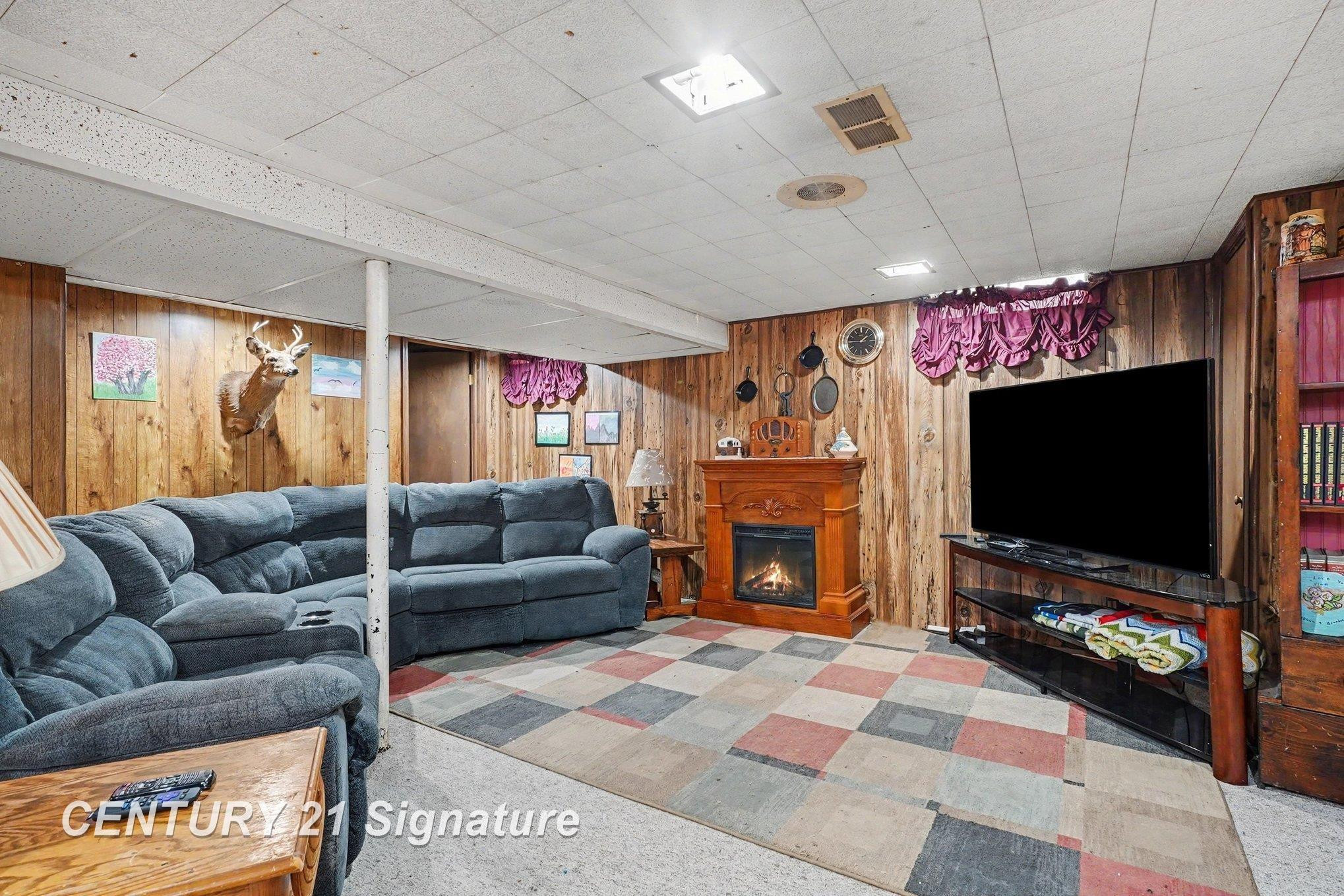 220 S 7th Street, Freeland, MI 48623 — Photo 12