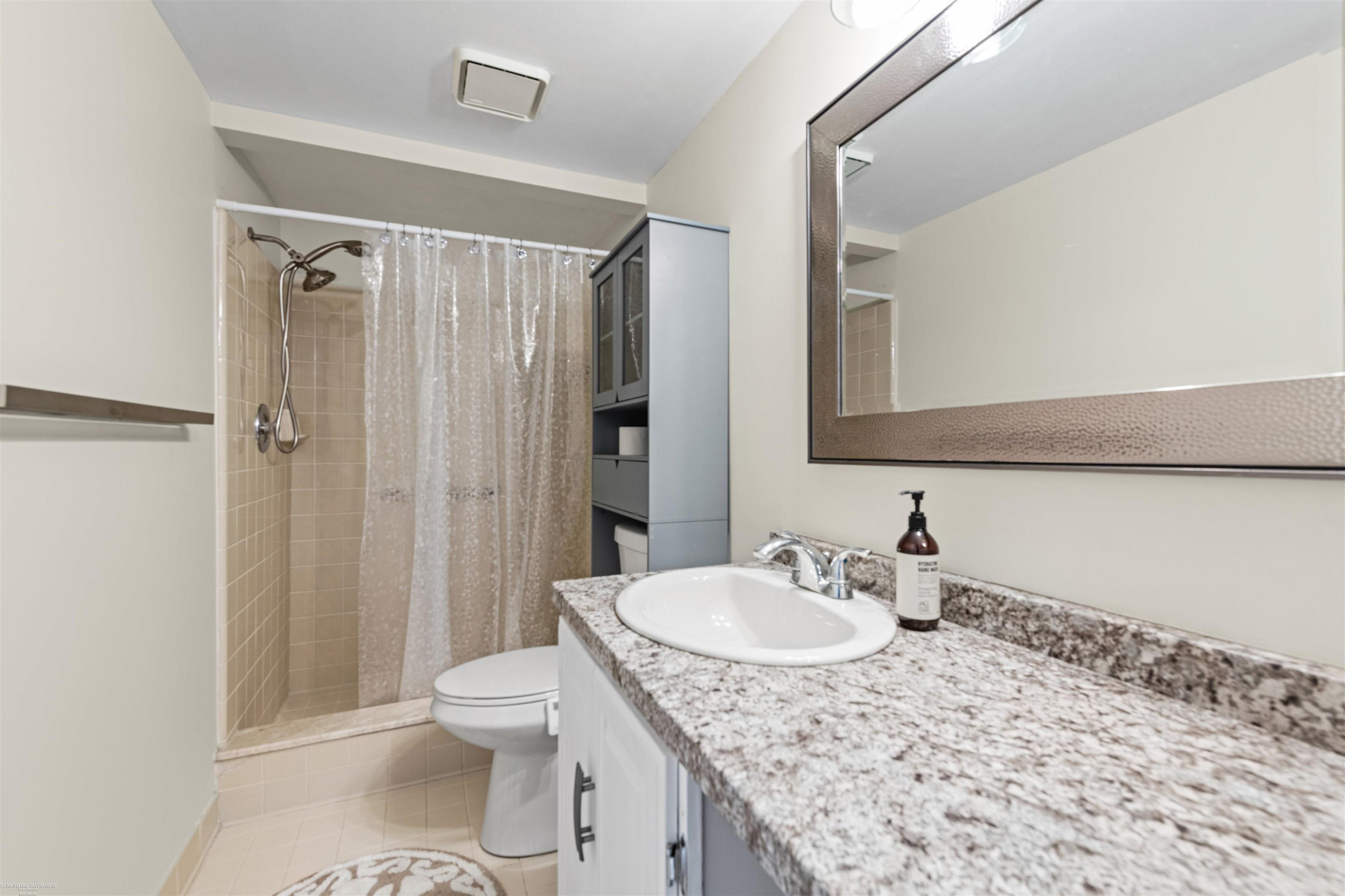 417 Country Club Drive, Saint Clair Shores, MI 48082 — Photo 15