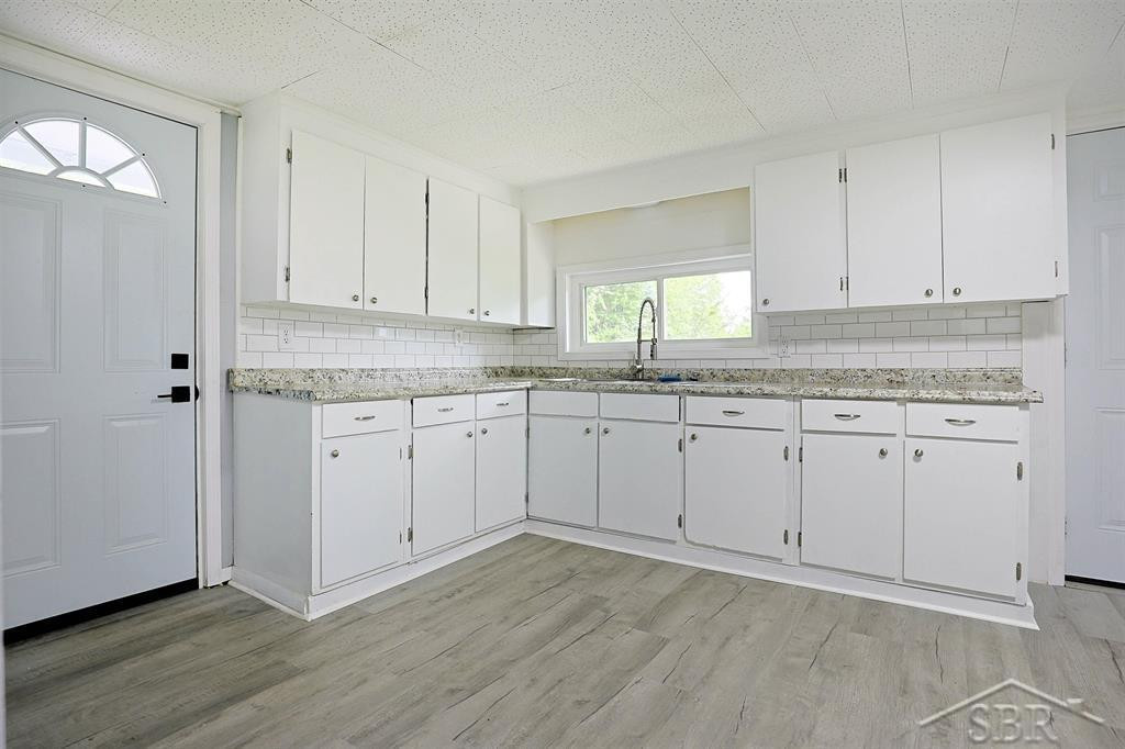 62 Five Mile Road, Midland, MI 48640 — Photo 9