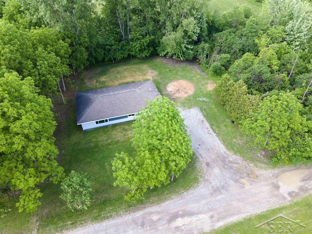 62 Five Mile Road, Midland, MI 48640 — Photo 33