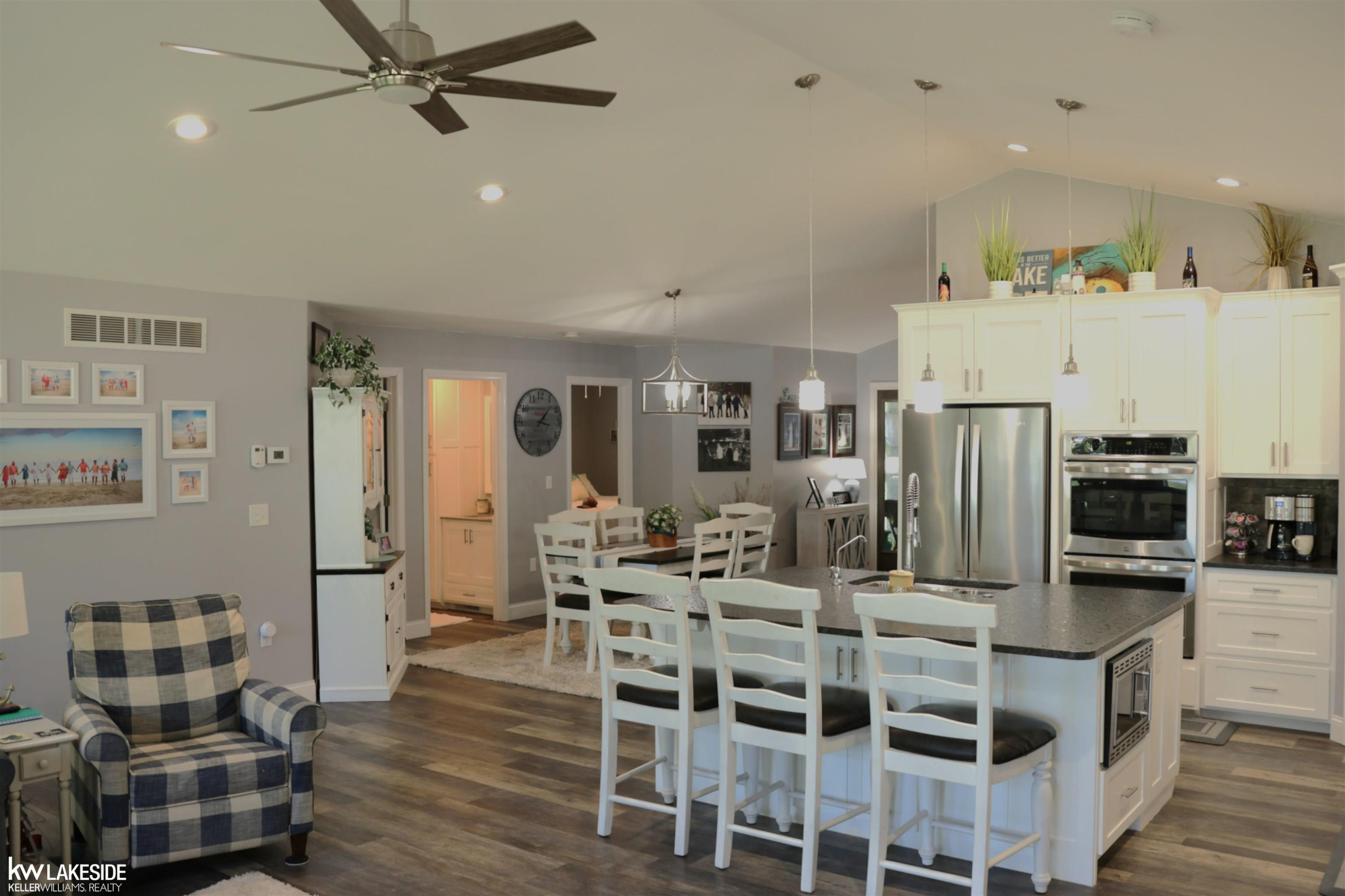 521 W River Court, Gladwin, MI 48624 — Photo 6