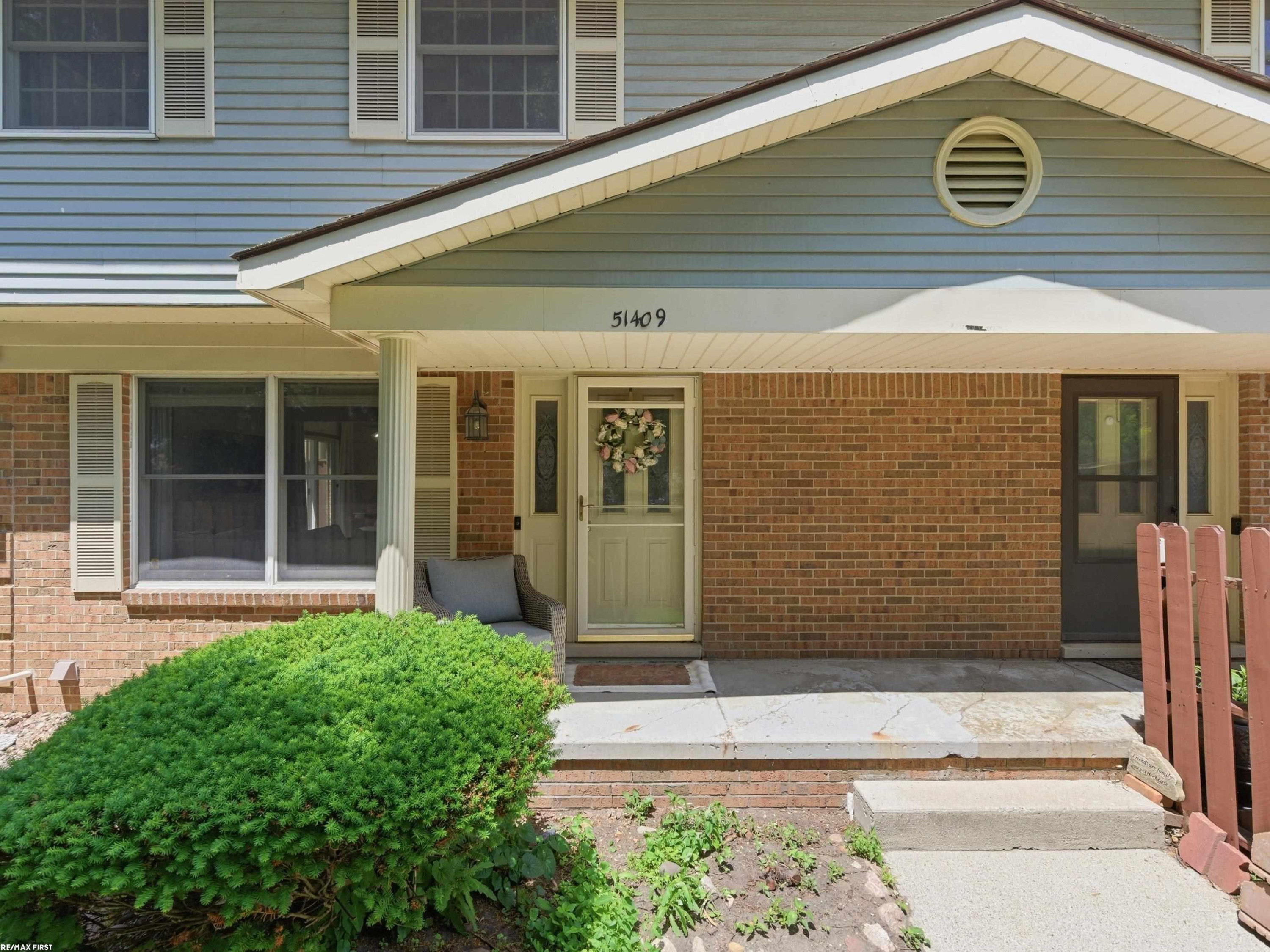 51409 Ashley Street, New Baltimore, MI 48047 — Photo 2