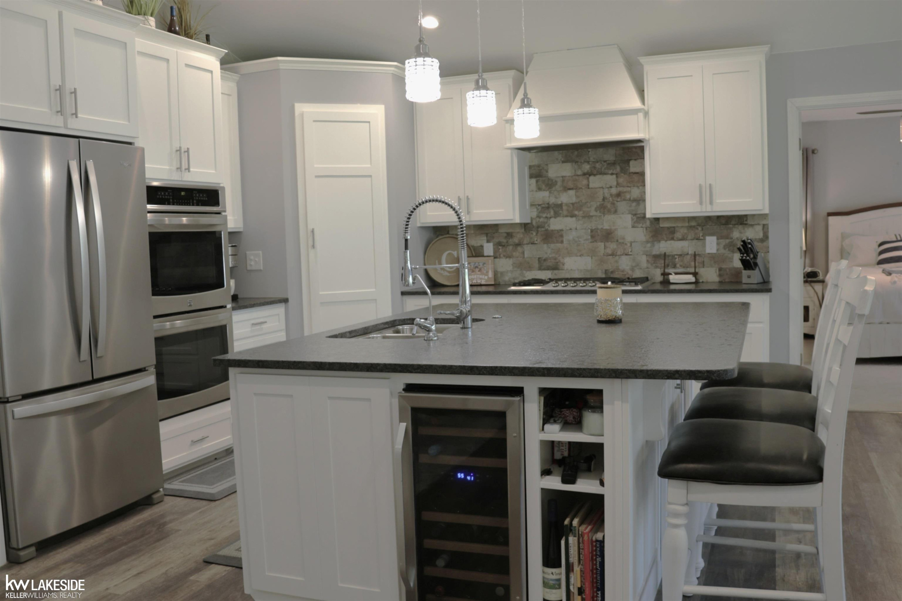 521 W River Court, Gladwin, MI 48624 — Photo 11