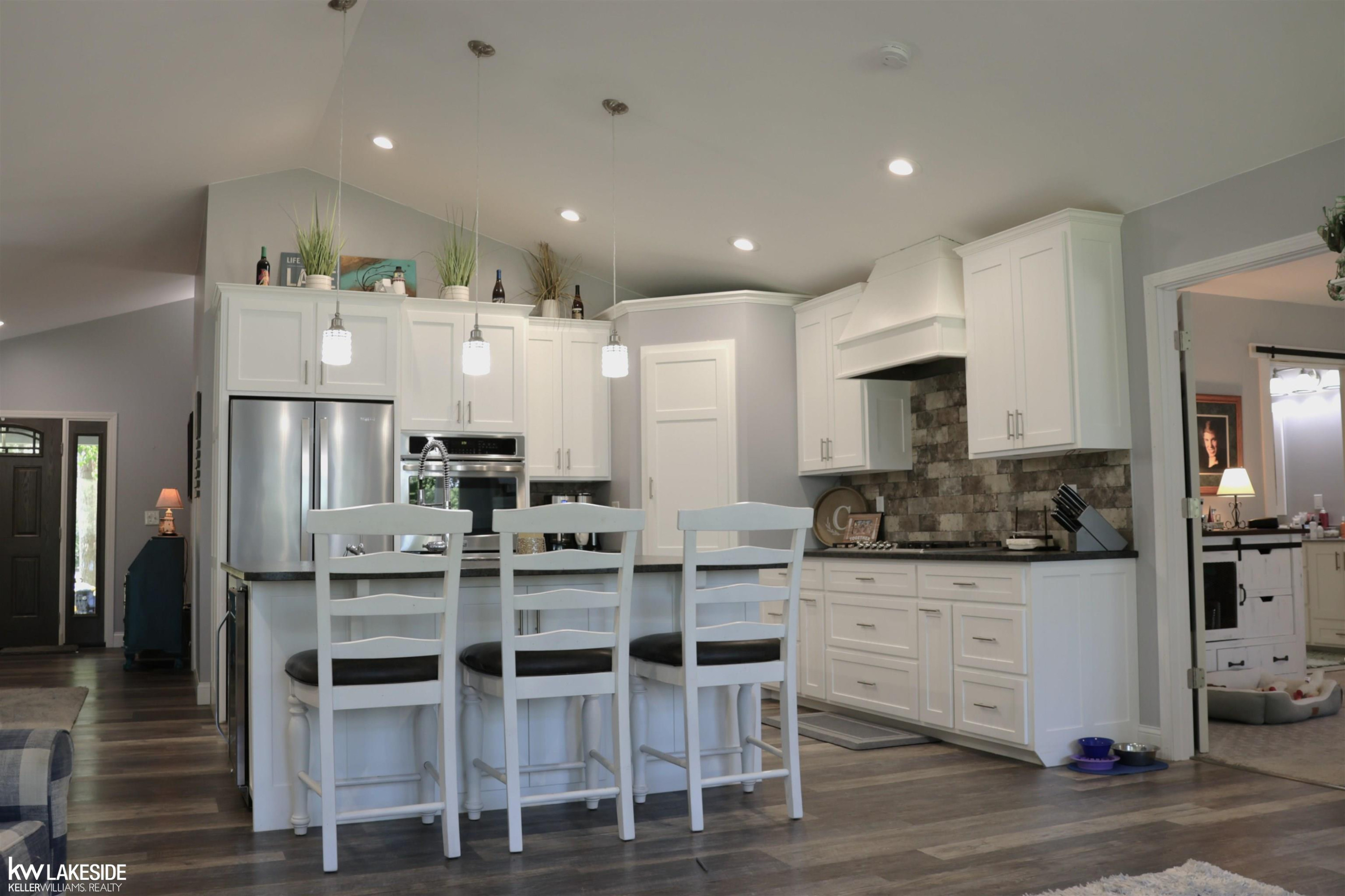 521 W River Court, Gladwin, MI 48624 — Photo 15