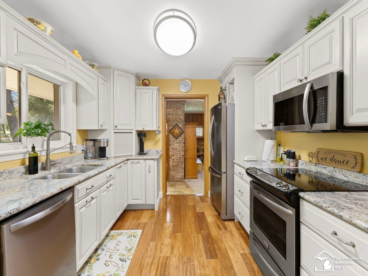 3119 W Dean Road, Lambertville, MI 48144 — Photo 9