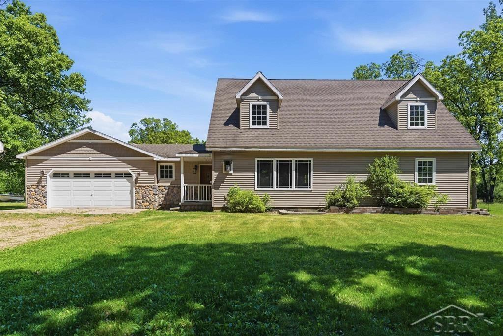 419 E Bradford Road, Midland, MI 48640 — front exterior