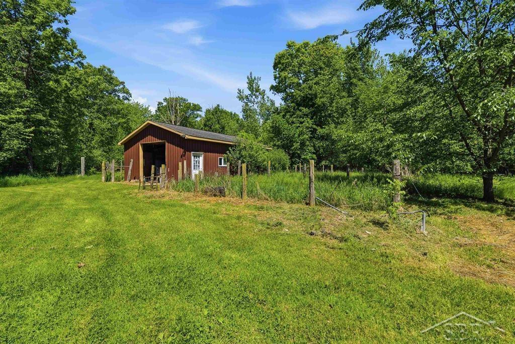 419 E Bradford Road, Midland, MI 48640 — Photo 37