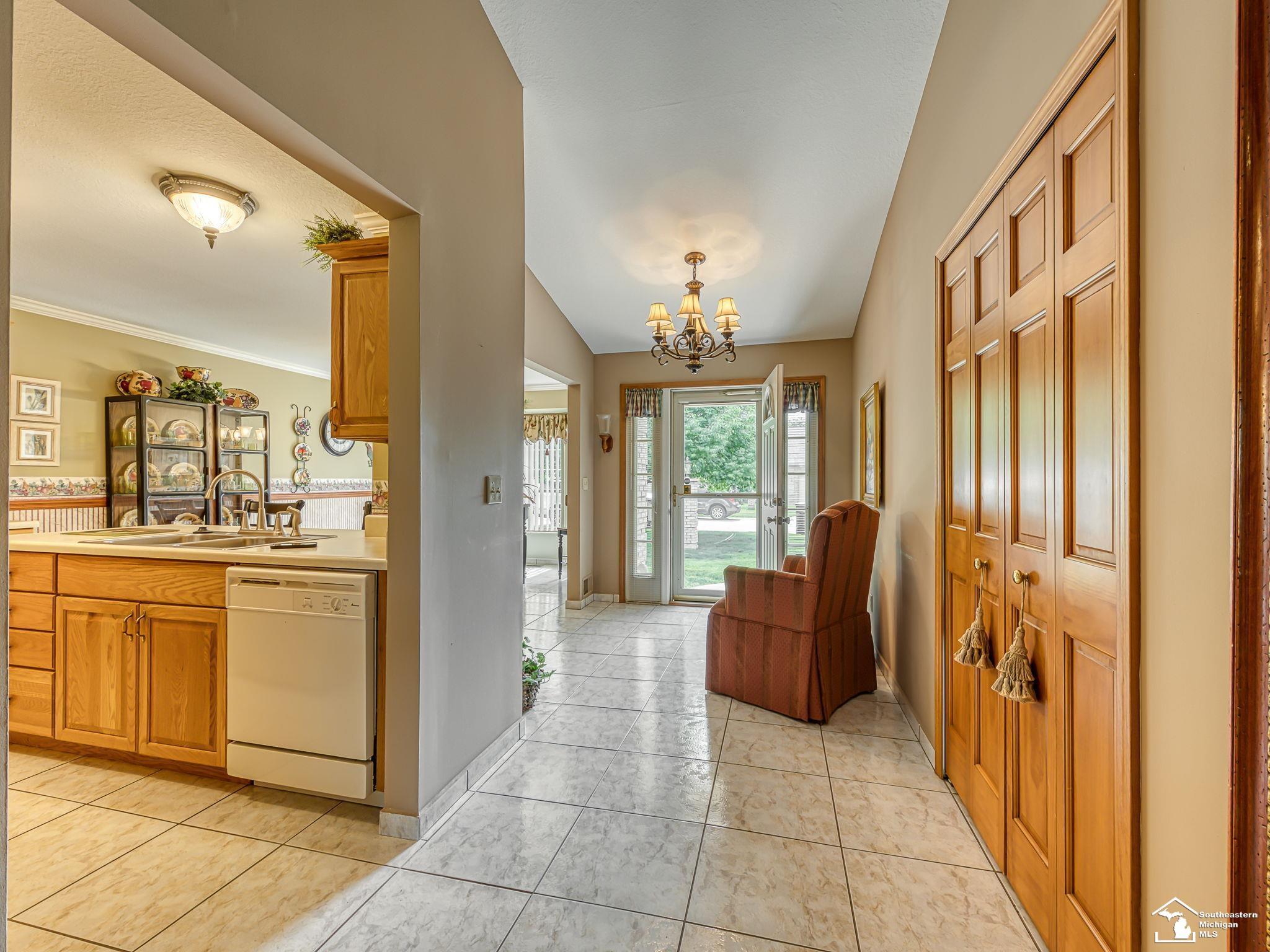 1611 Tony Court, Monroe, MI 48162 — Photo 10