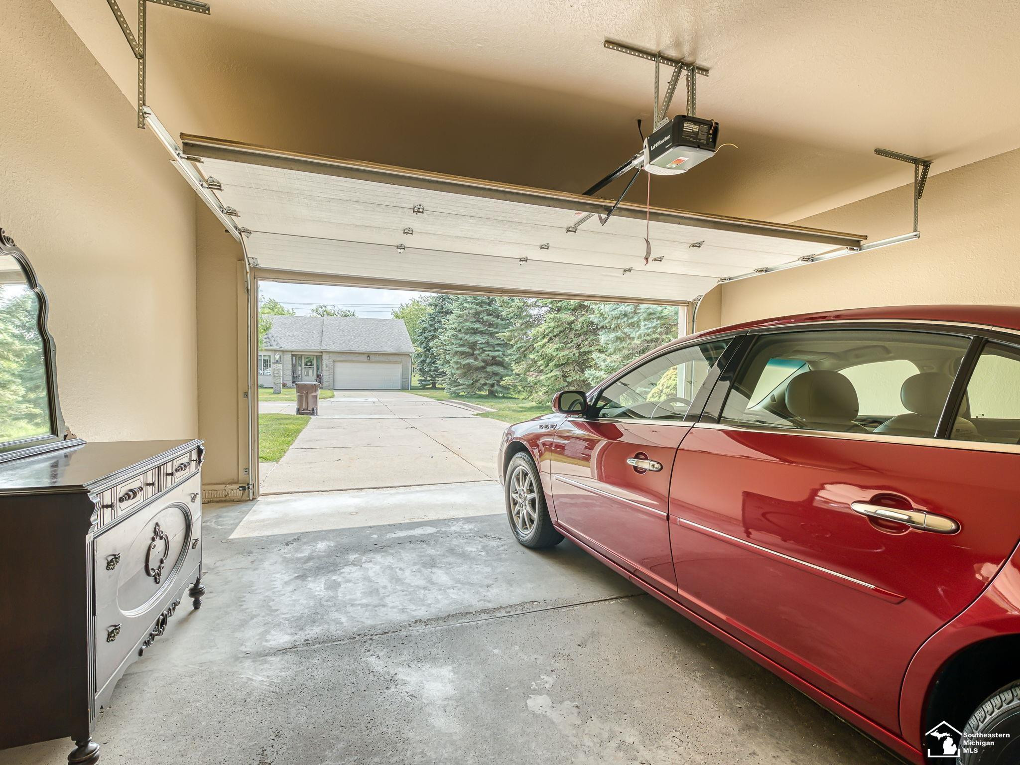 1611 Tony Court, Monroe, MI 48162 — Photo 31