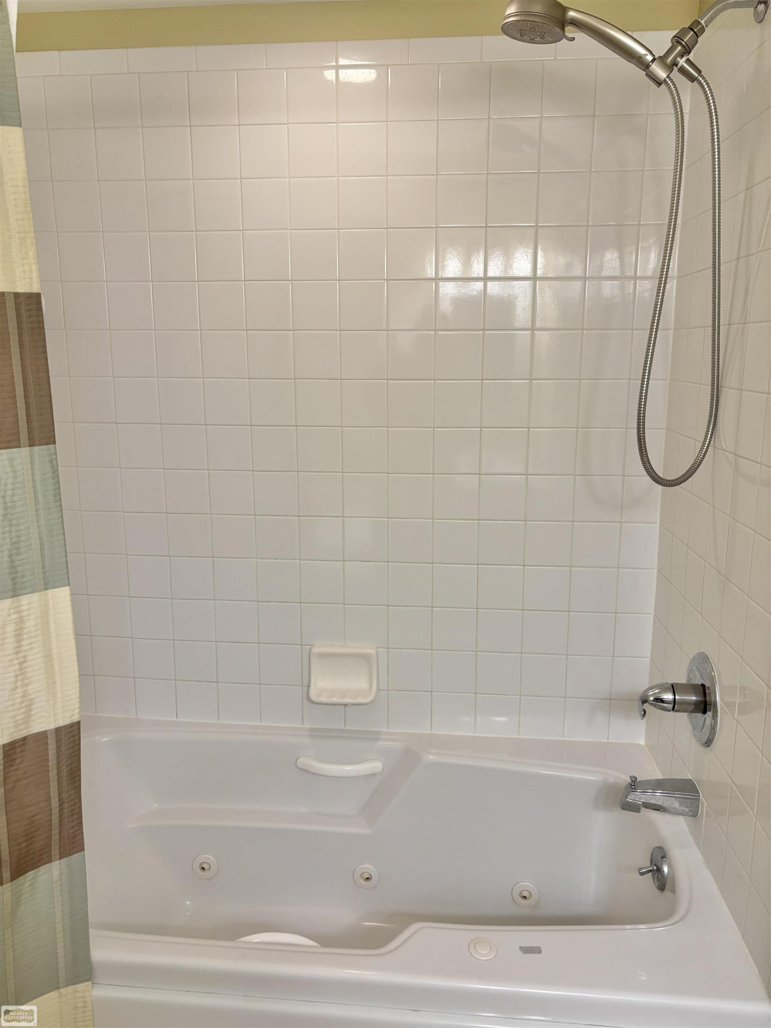 34904 Chickadee Ridge, Richmond, MI 48062 — Photo 17