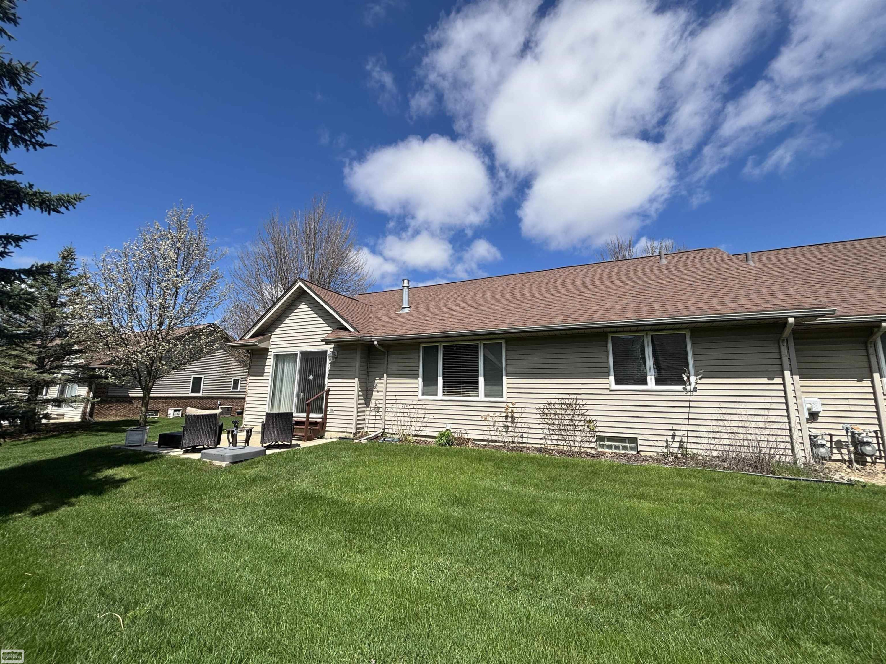 34904 Chickadee Ridge, Richmond, MI 48062 — Photo 38