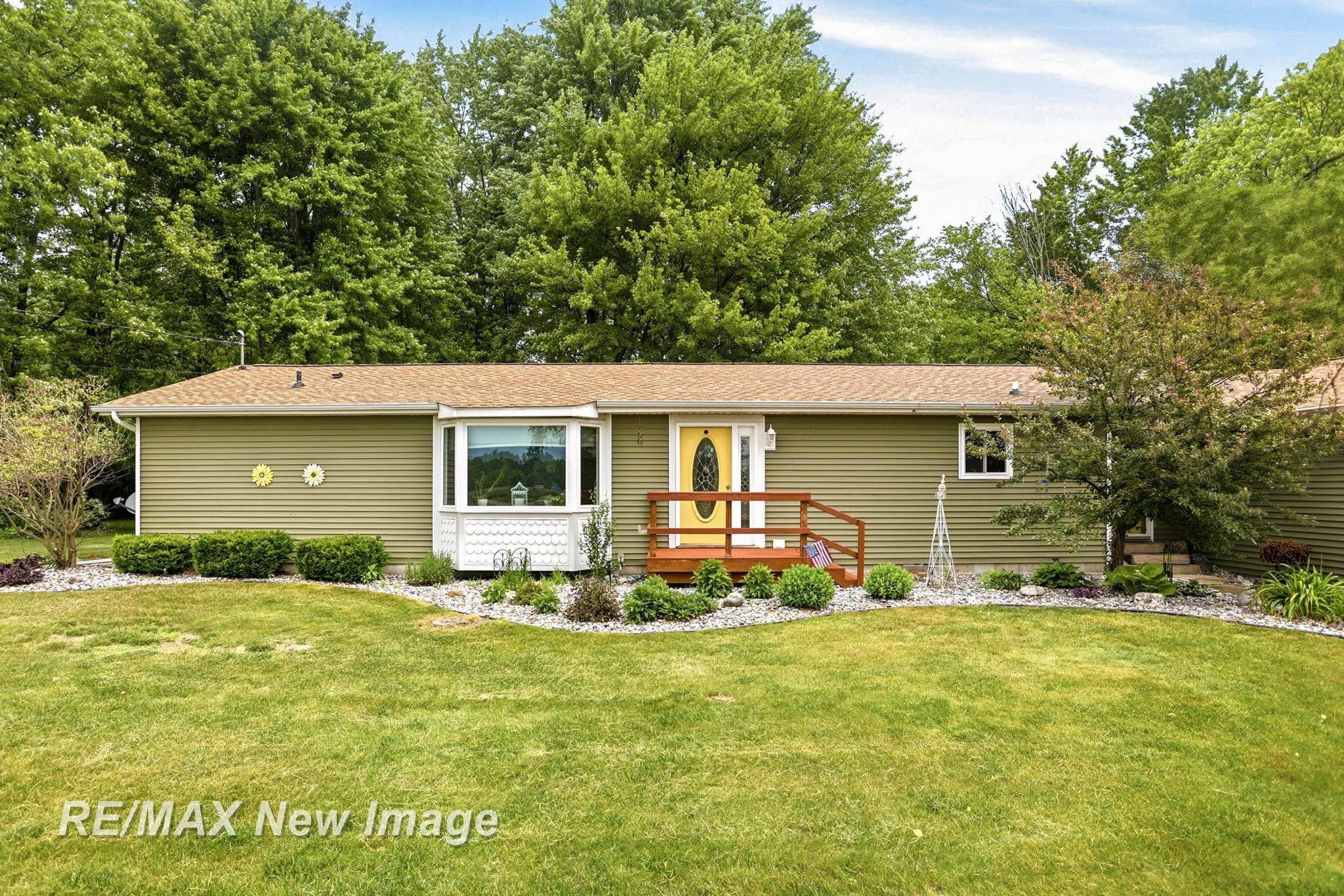 8385 Canada Road, Birch Run, MI 48415 — Photo 3