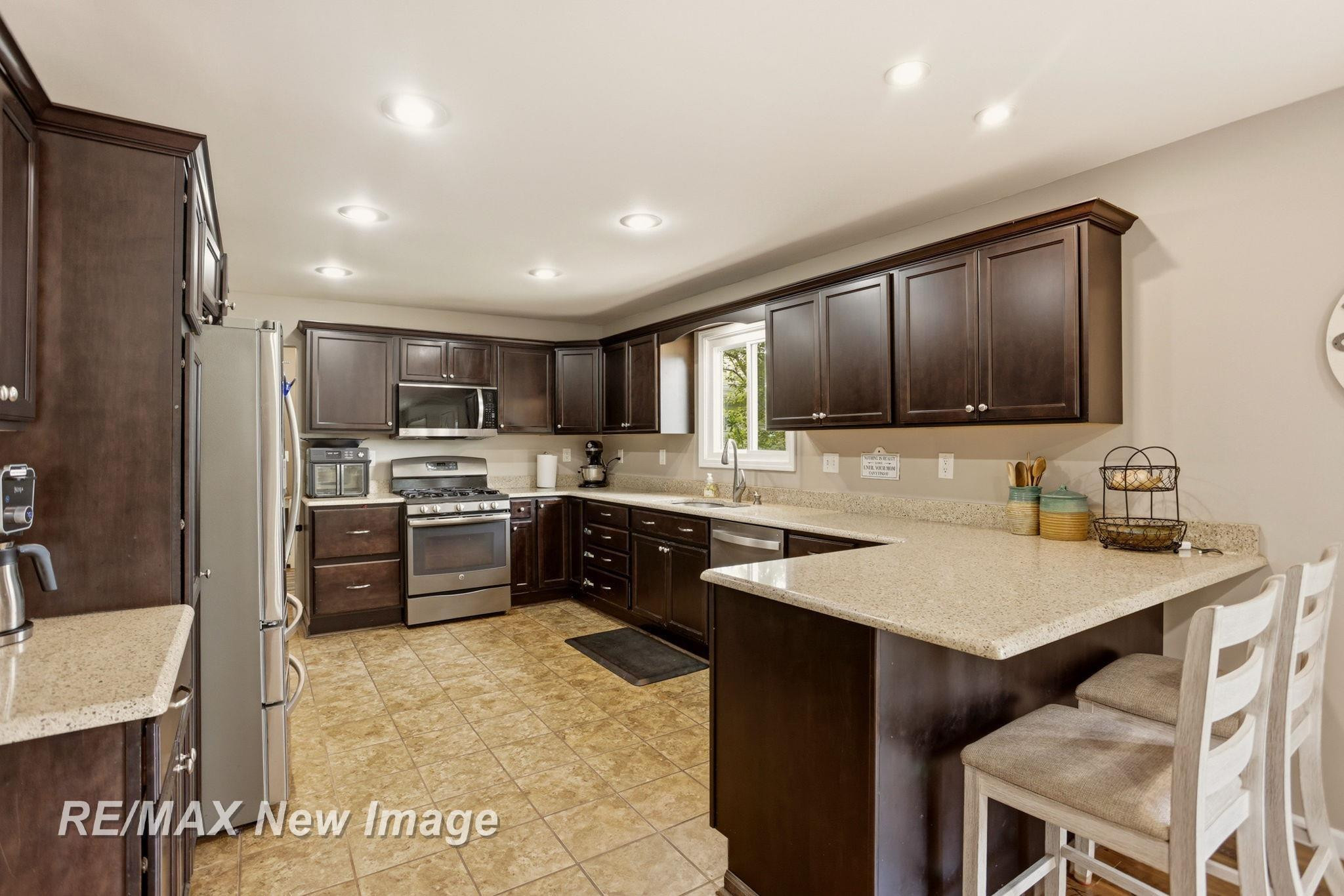 8385 Canada Road, Birch Run, MI 48415 — Photo 10