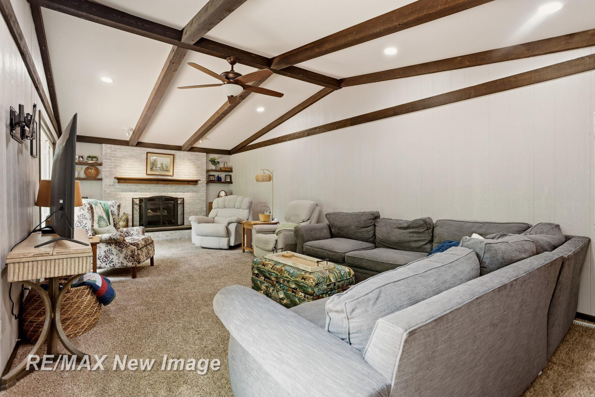 8385 Canada Road, Birch Run, MI 48415 — Photo 18