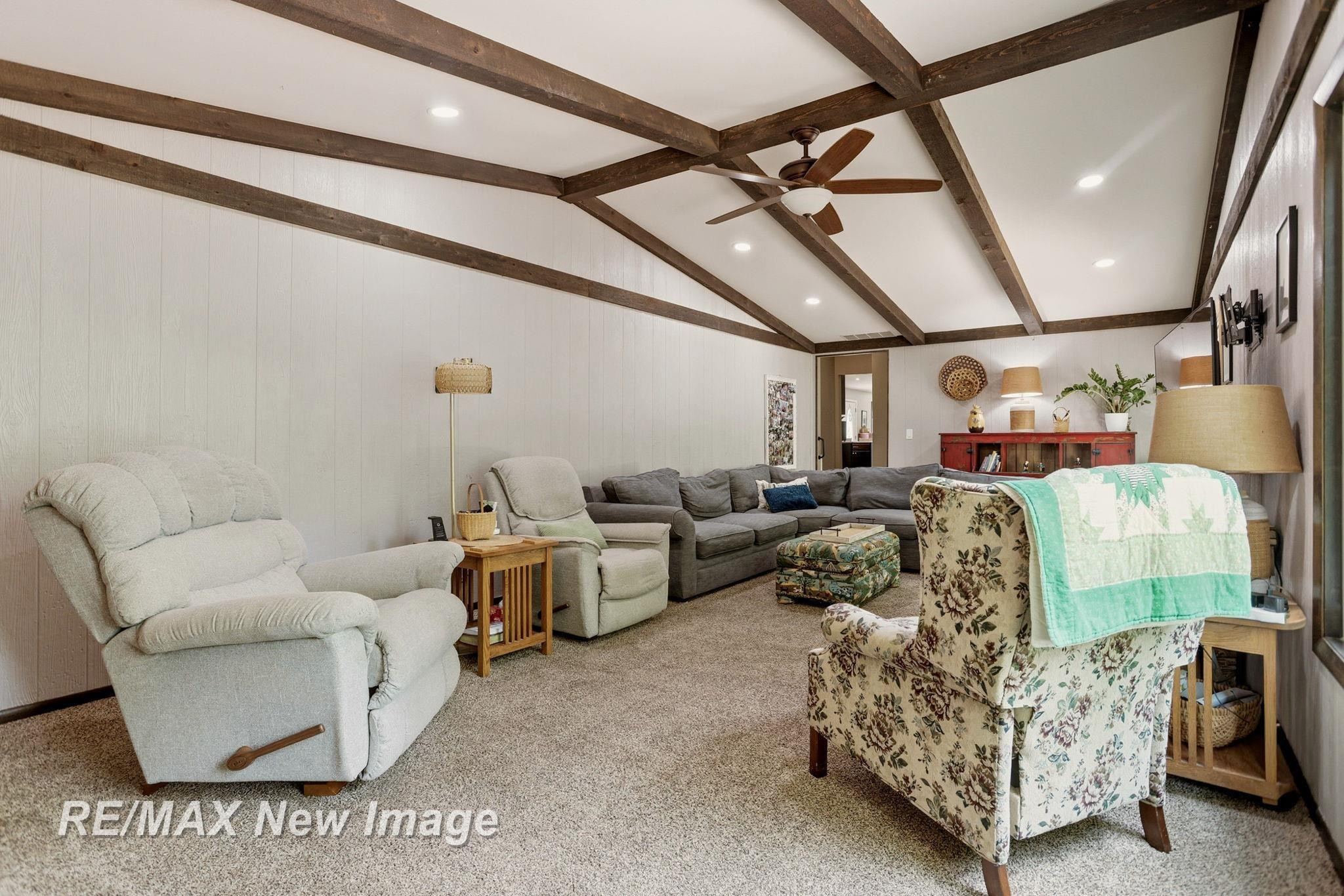 8385 Canada Road, Birch Run, MI 48415 — Photo 20