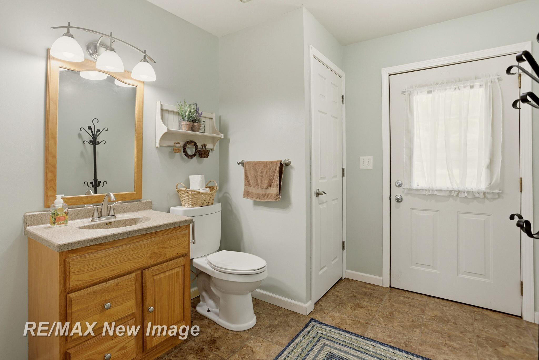 8385 Canada Road, Birch Run, MI 48415 — Photo 22