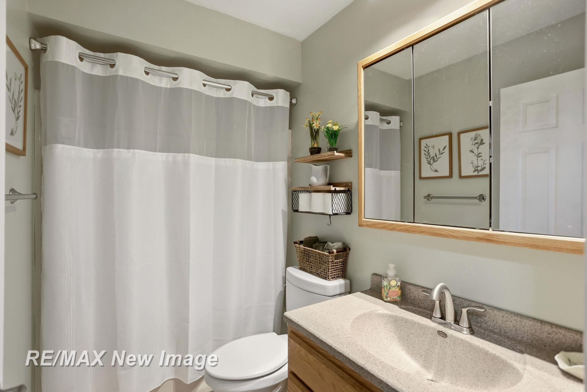 8385 Canada Road, Birch Run, MI 48415 — Photo 32