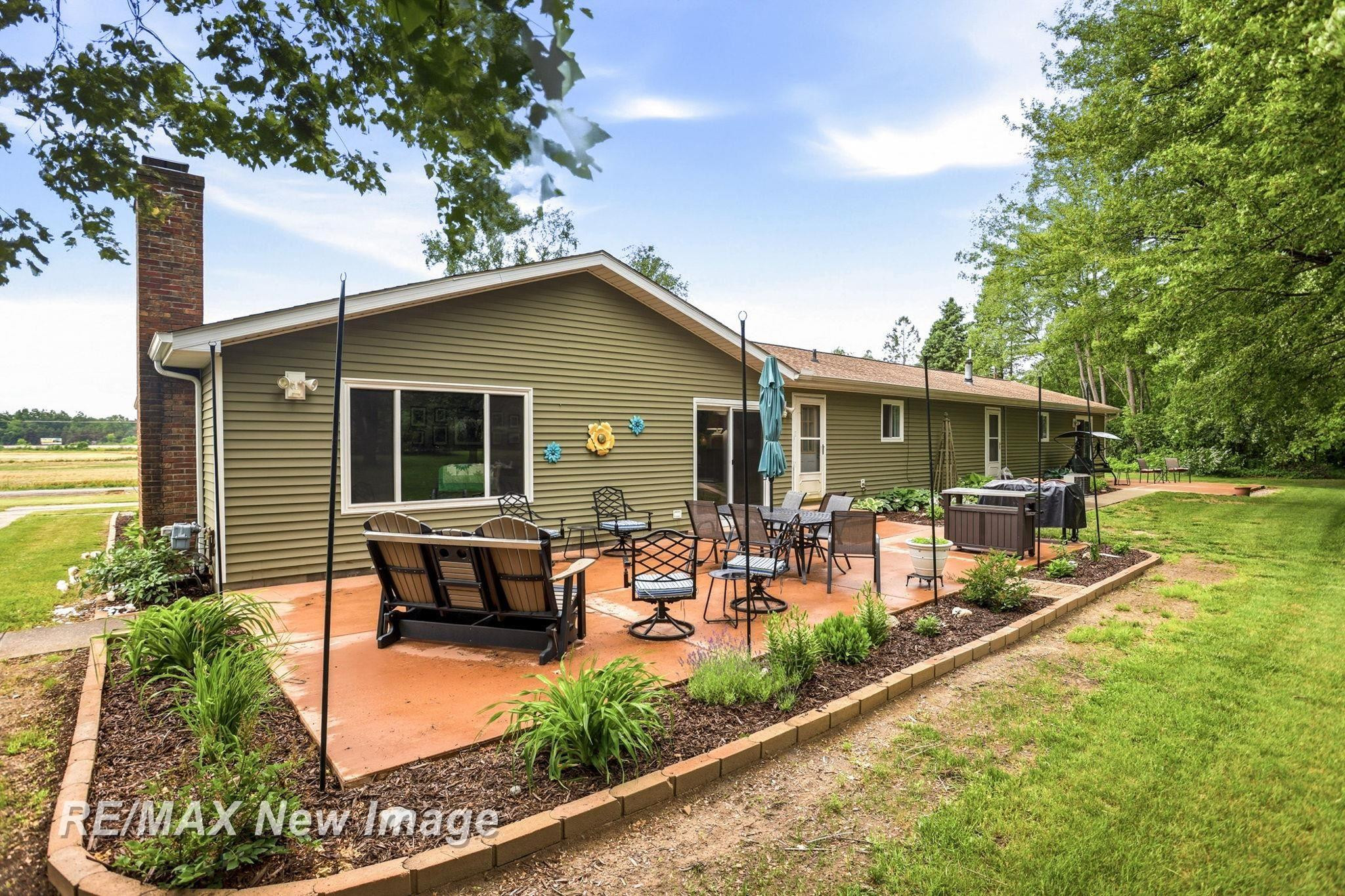 8385 Canada Road, Birch Run, MI 48415 — Photo 40
