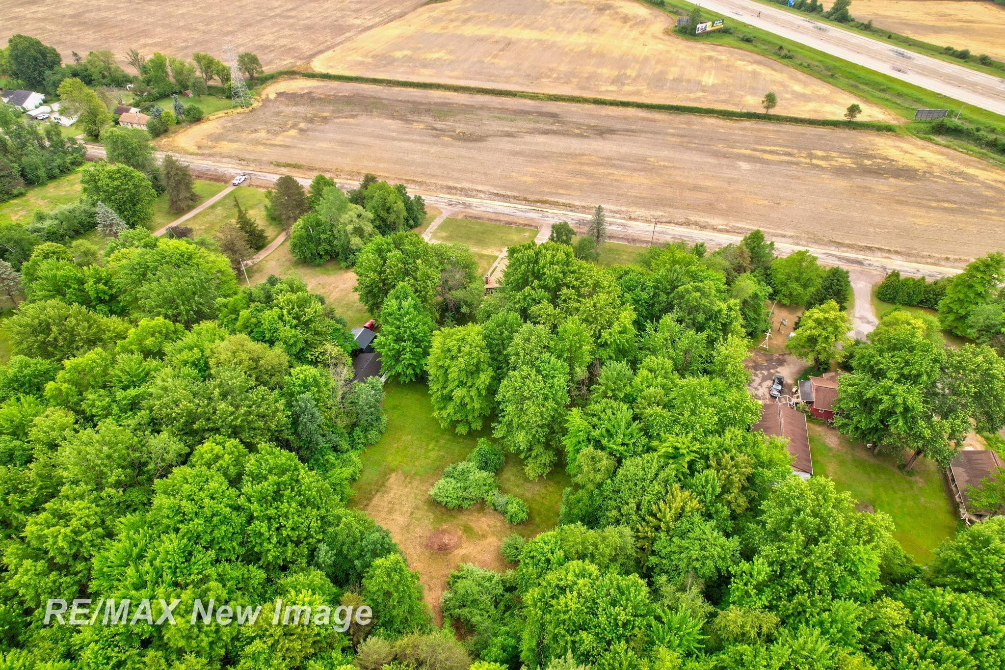 8385 Canada Road, Birch Run, MI 48415 — Photo 54