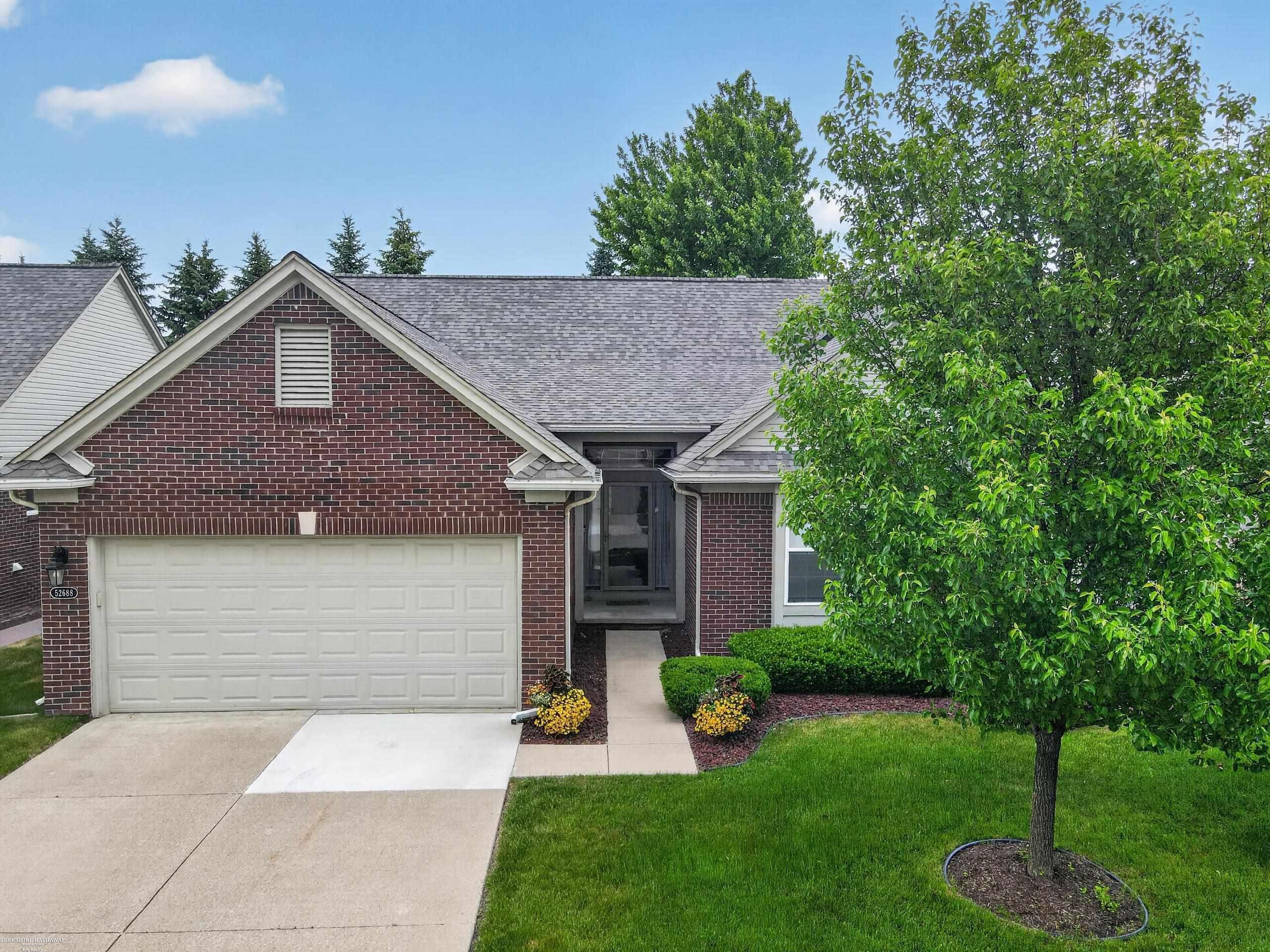 52688 Sable Drive, 16, Macomb, MI 48042 — Photo 3