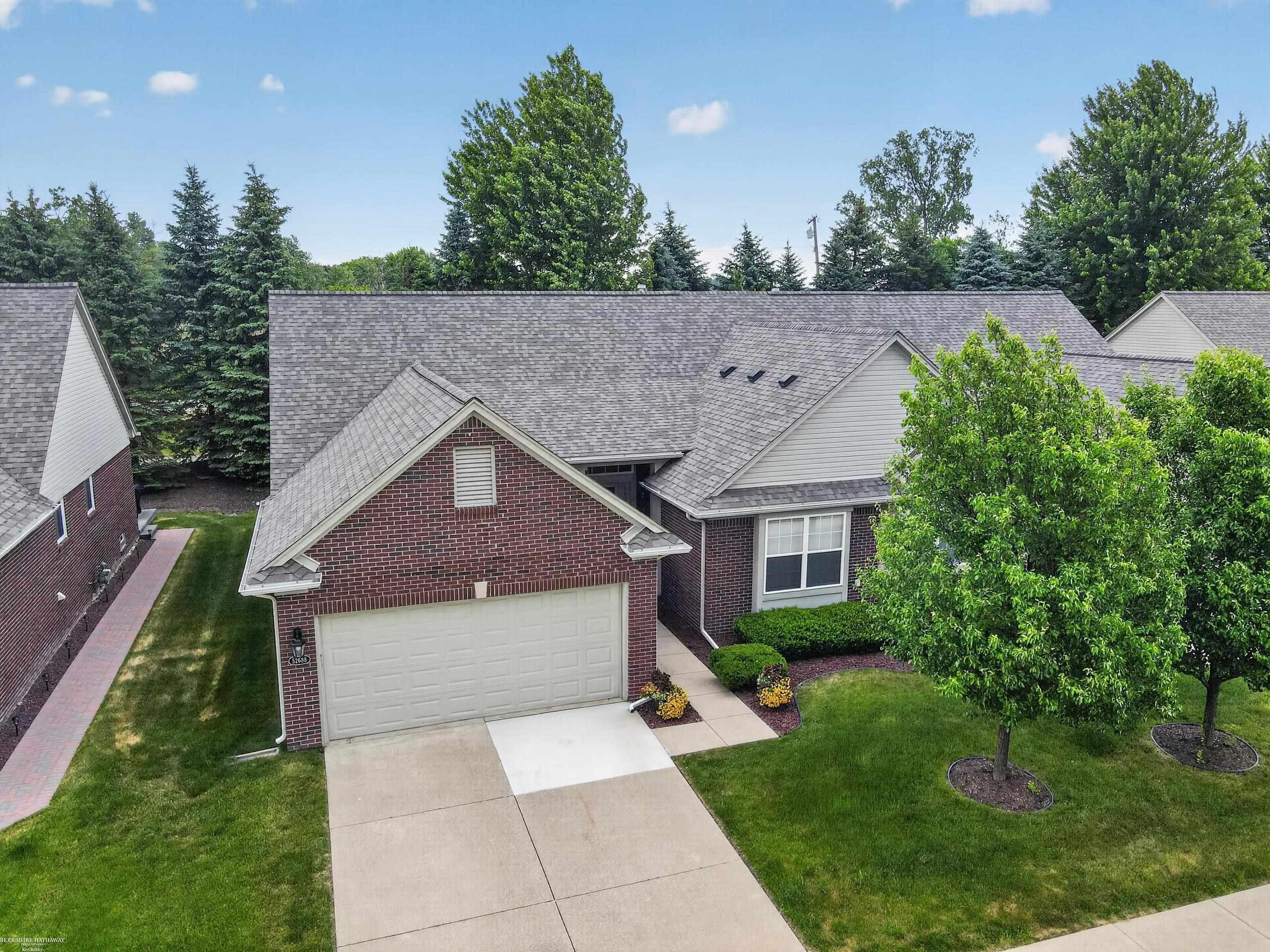 52688 Sable Drive, 16, Macomb, MI 48042 — Photo 5