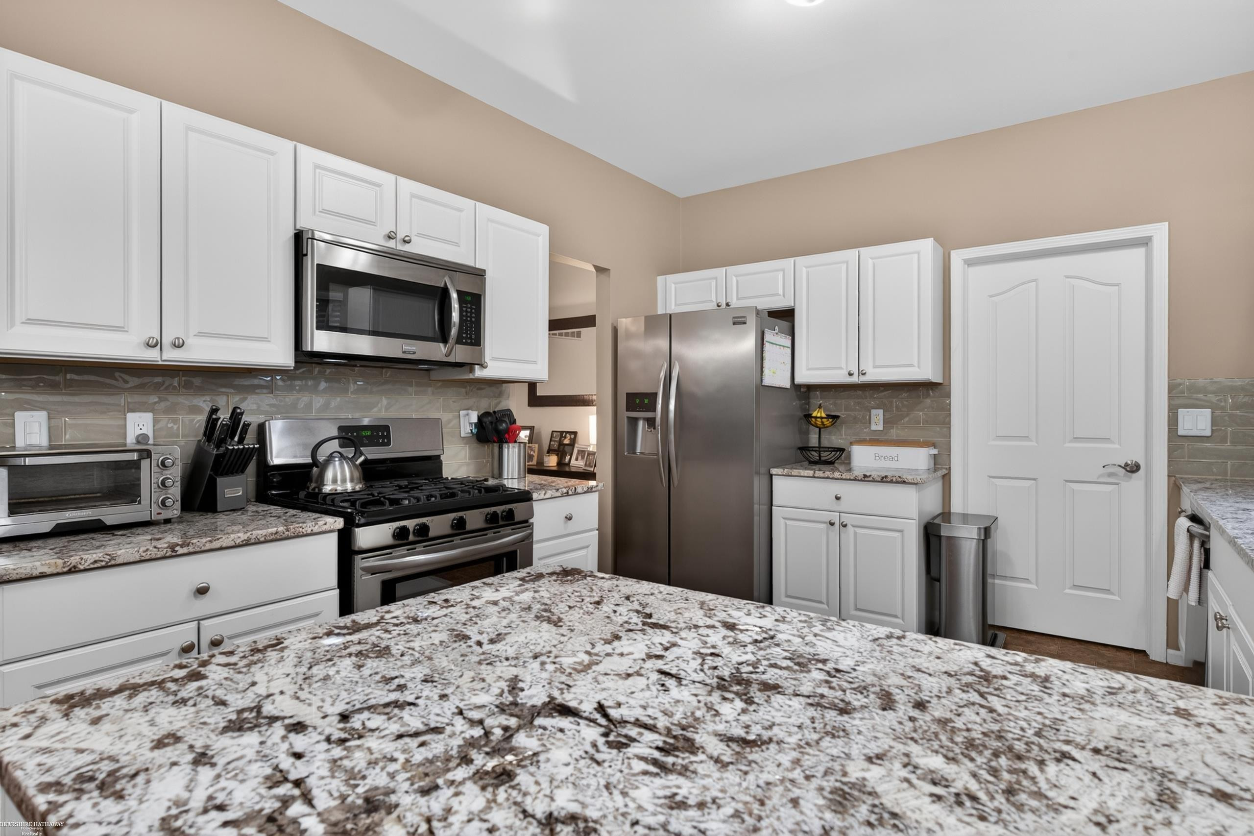 52688 Sable Drive, 16, Macomb, MI 48042 — Photo 22
