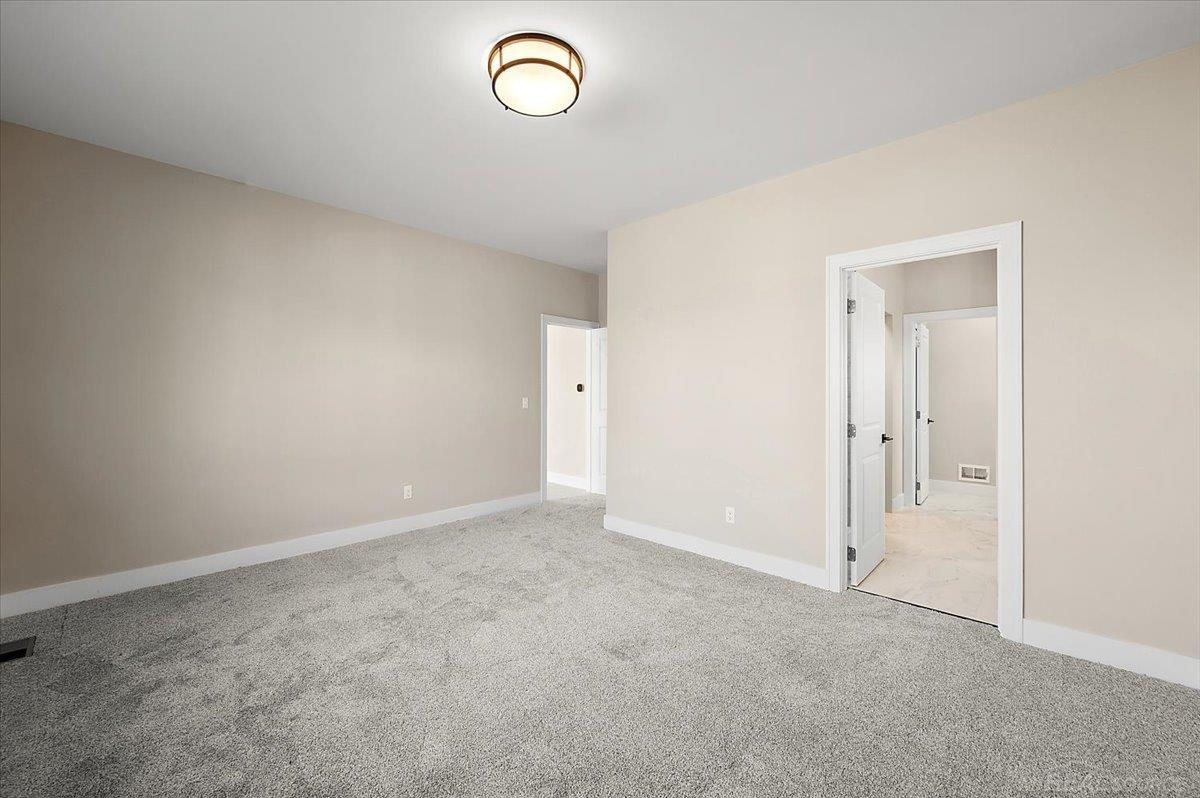 56689 Via Bellano Street, Macomb, MI 48042 — Photo 23