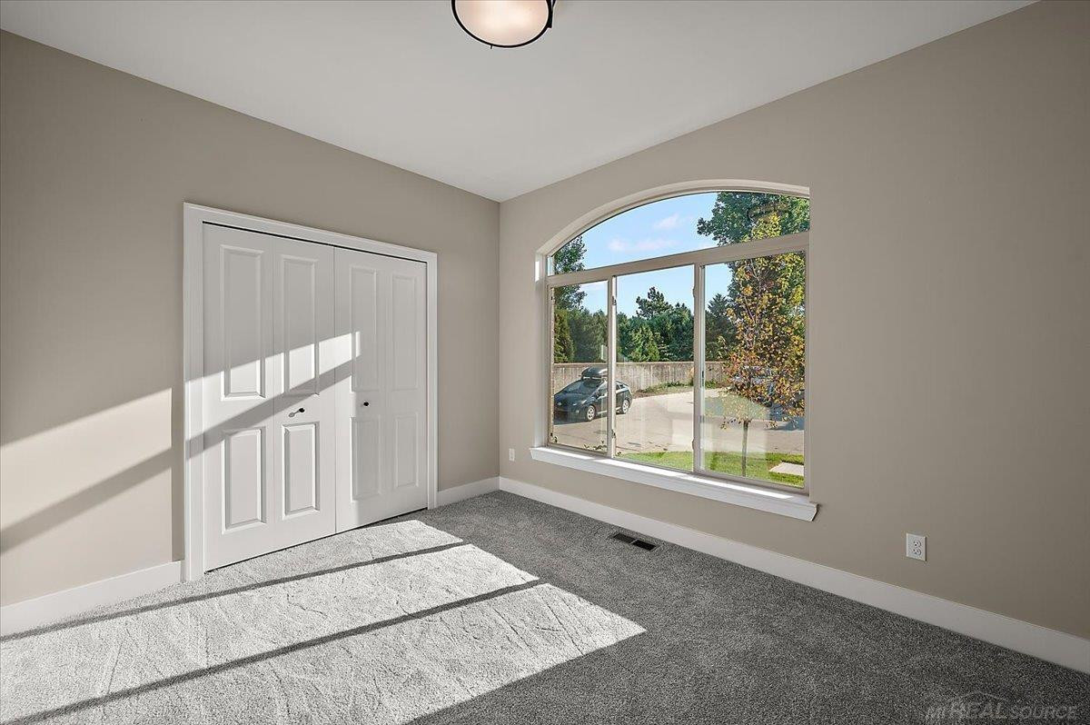 56689 Via Bellano Street, Macomb, MI 48042 — Photo 29