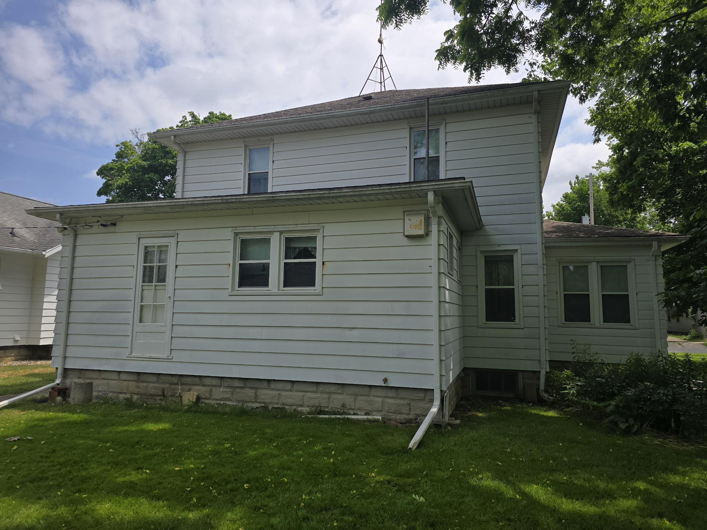 743 N Saginaw Street, Owosso, MI 48867 — Photo 8
