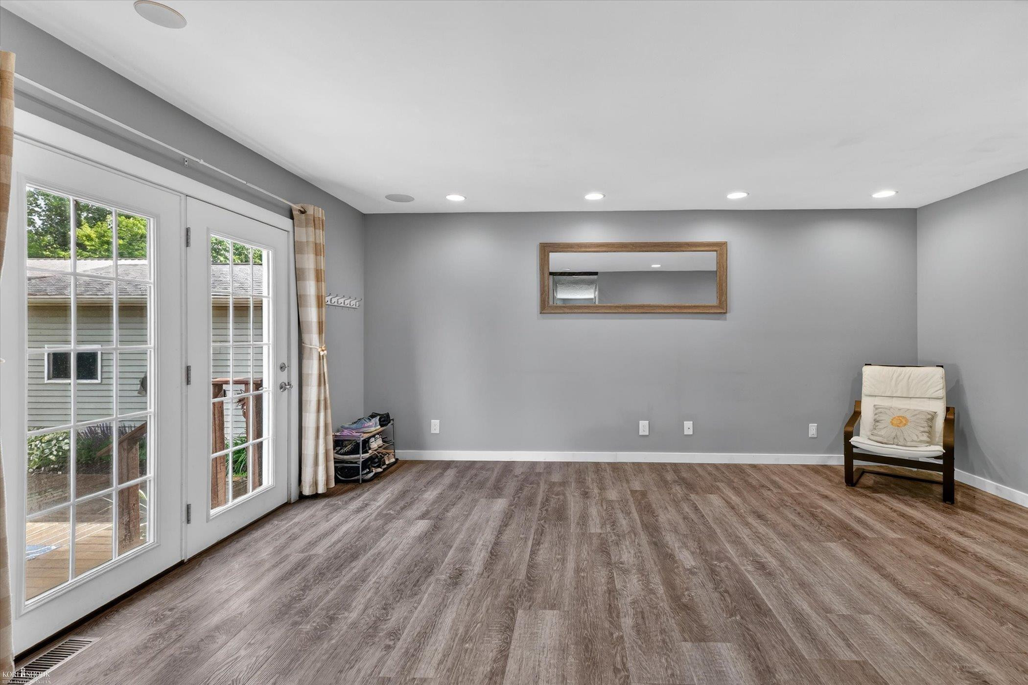 1445 W North Street, Owosso, MI 48867 — Photo 12