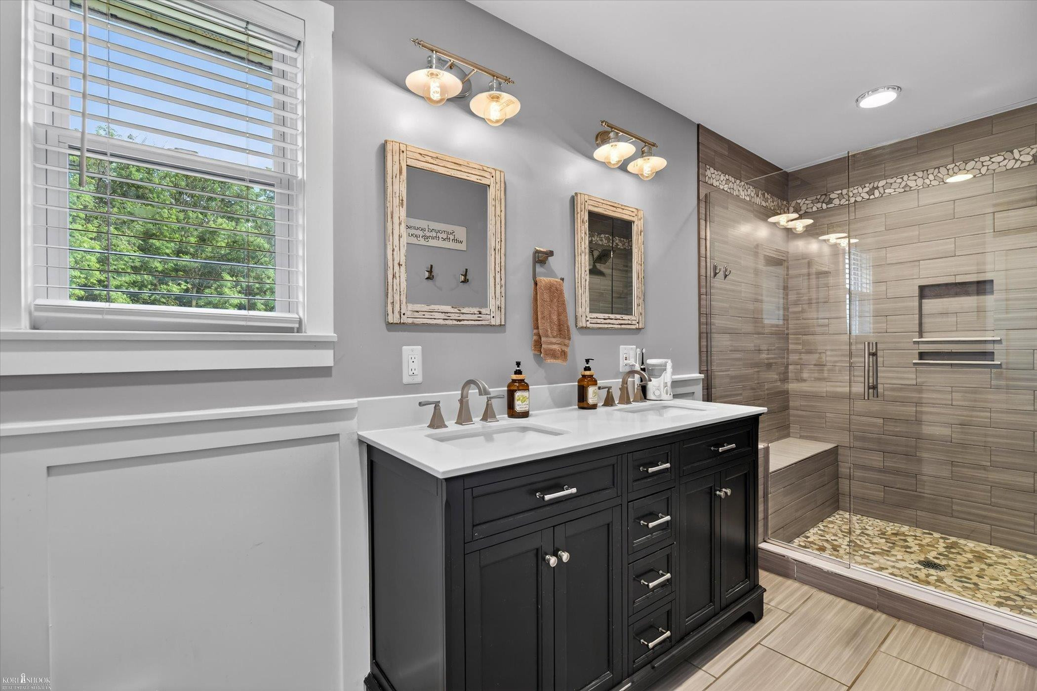 1445 W North Street, Owosso, MI 48867 — Photo 16
