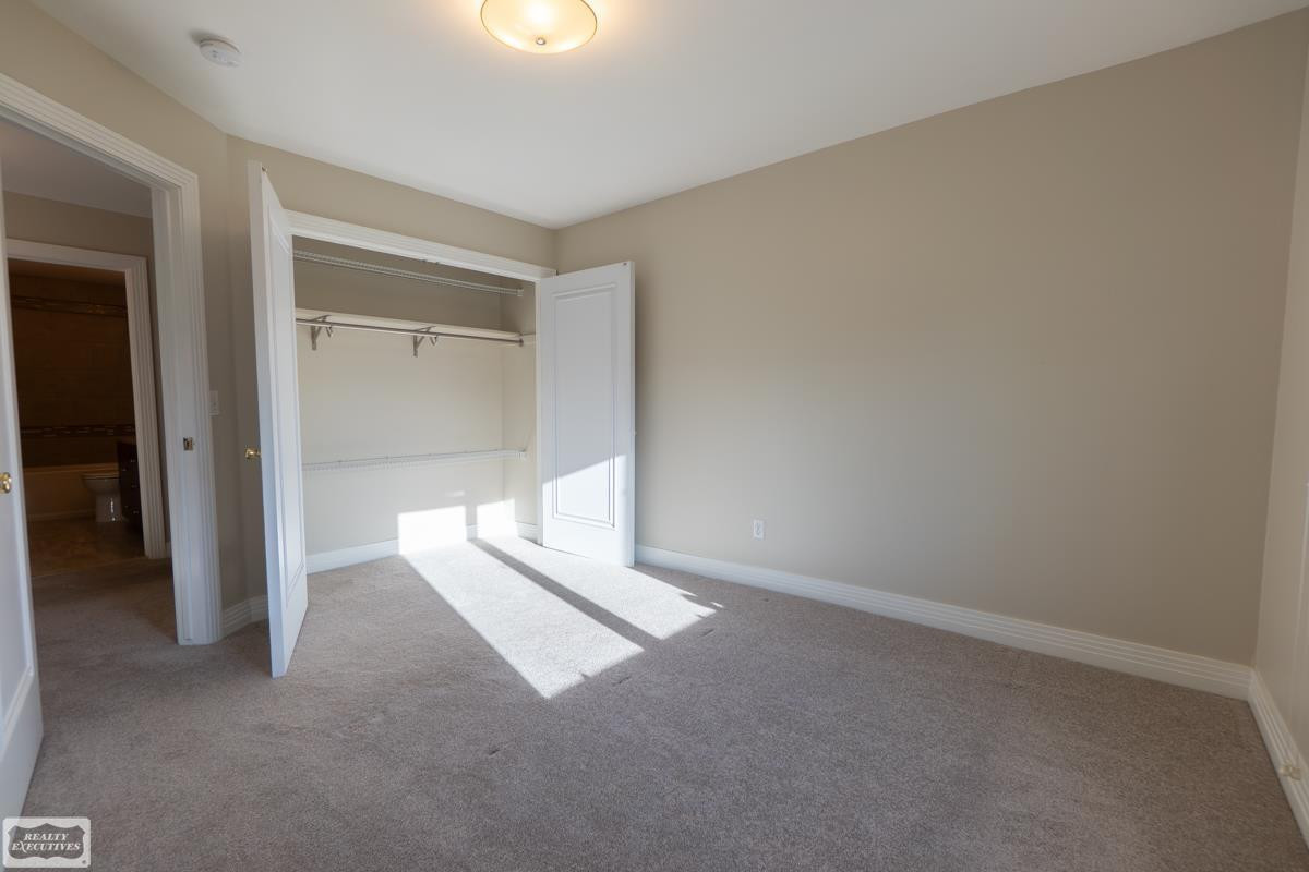 51768 Blue Spruce Drive, Macomb, MI 48042 — Photo 25