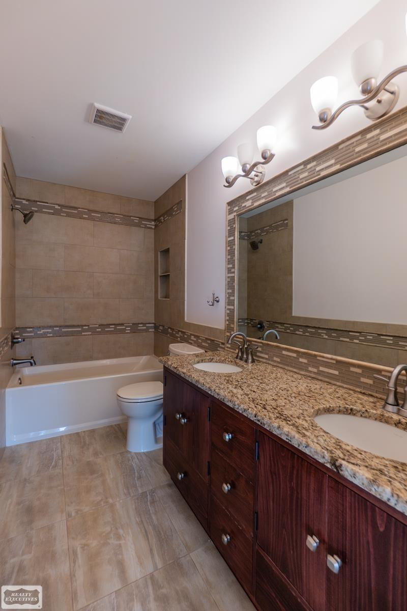 51768 Blue Spruce Drive, Macomb, MI 48042 — Photo 29