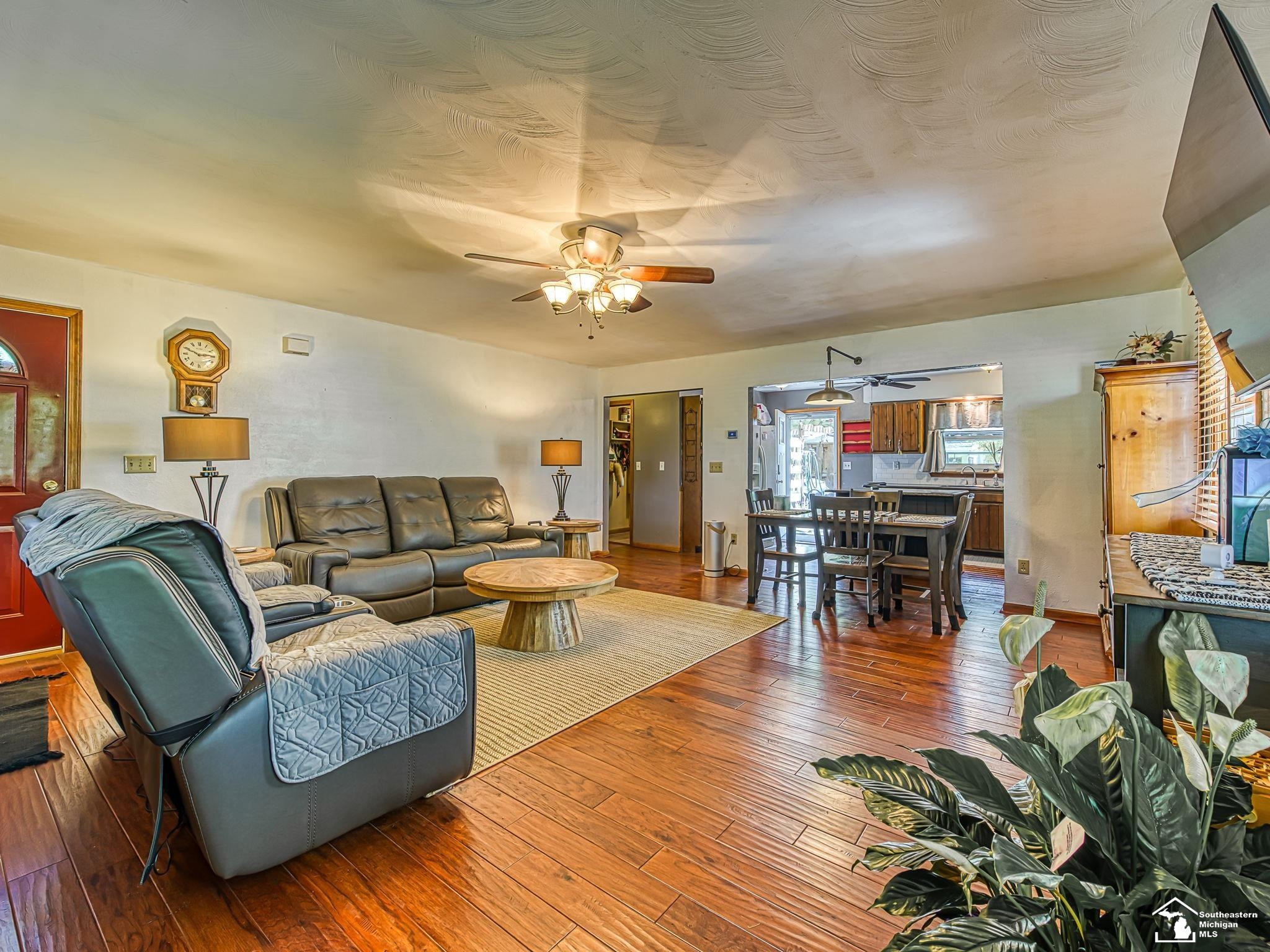 5215 WELLS Road, Petersburg, MI 49270 — Photo 6