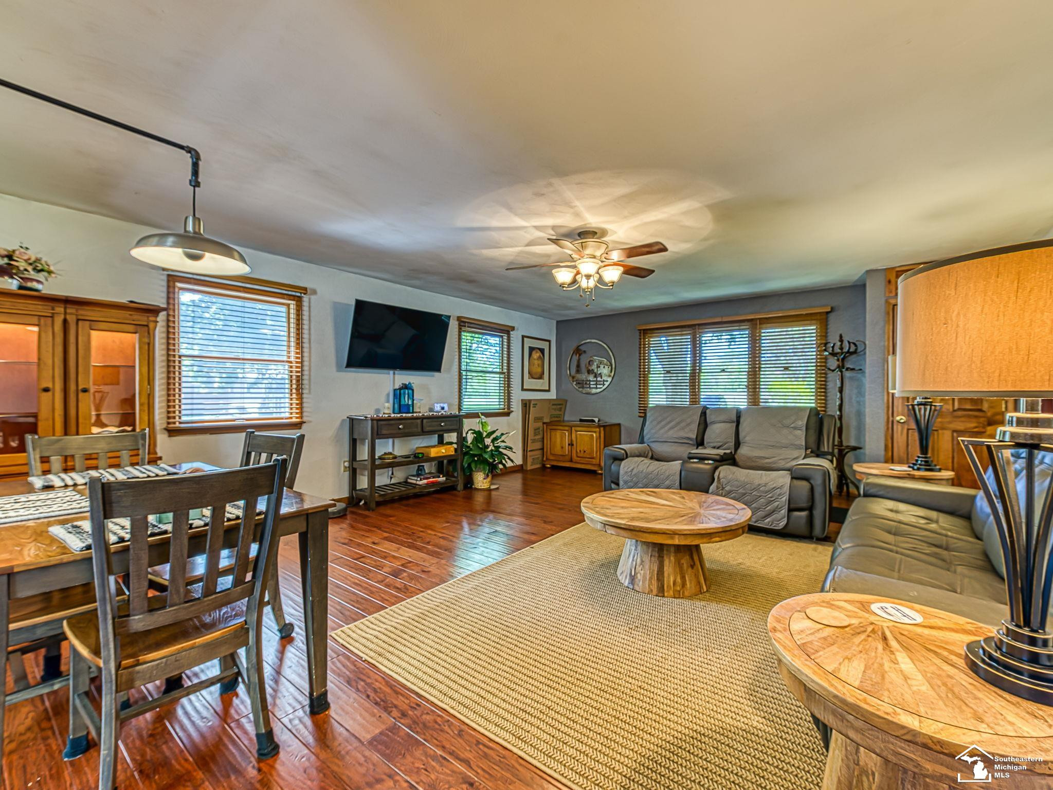 5215 WELLS Road, Petersburg, MI 49270 — Photo 7